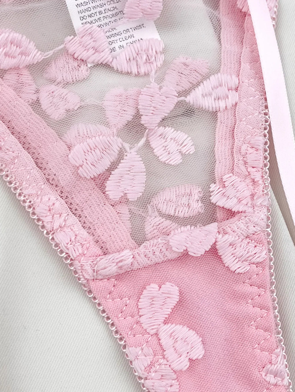 French Lace Heart Bra Set Girls Sexy Women Bralette Adjustable Transparent Embroidery Underwear Thong Bras Lingerie Panties Sets