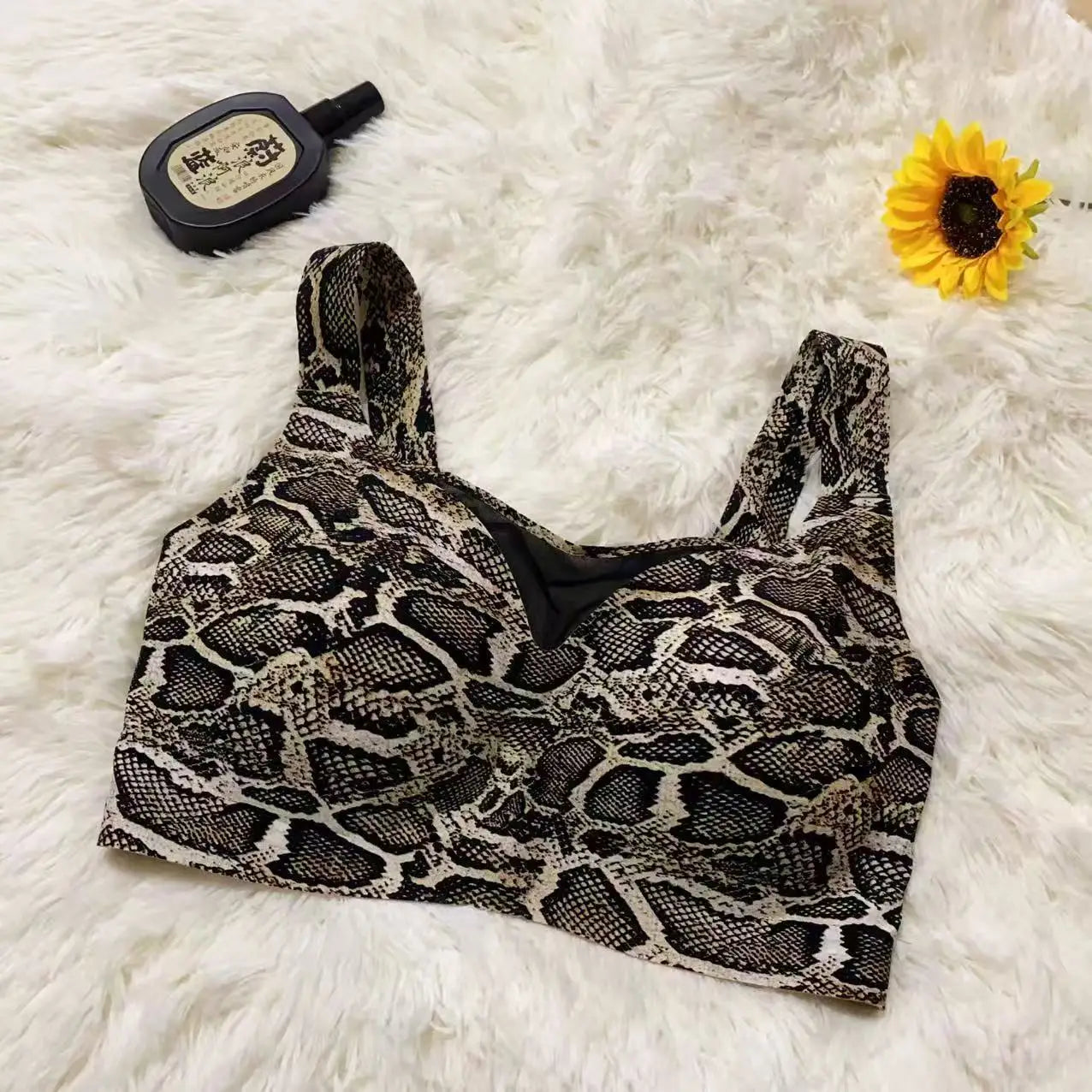 Women's Plus Size Seamless Underwear Jelly Cup Thin Molded Wire-Free Bra Comfortable and Breathable Solid Color Everyday Bra