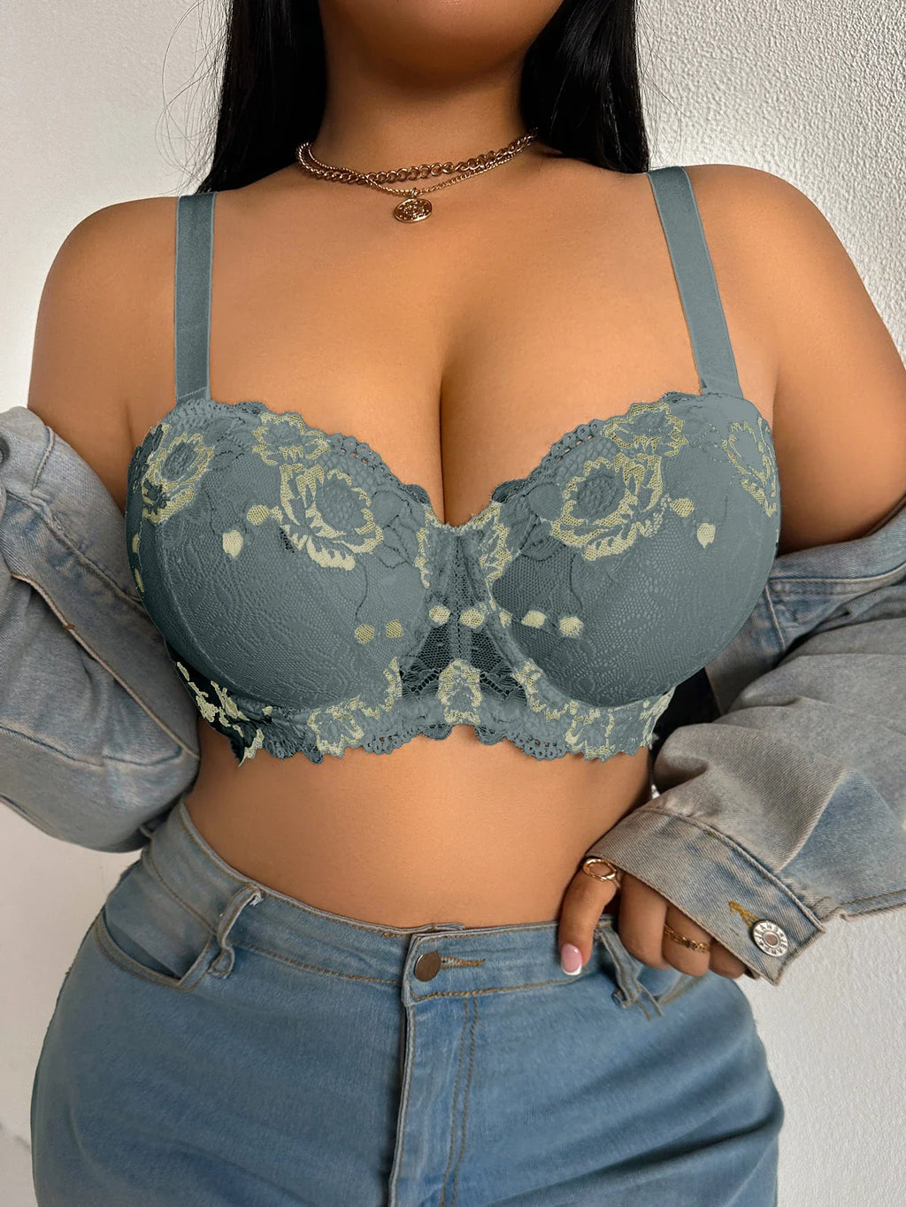 Plus Size Lace Women's Bra BCD Thin Cup Floral Embroidered Push up Bra Side Support Comfortable Underwire Lingerie Bra Women