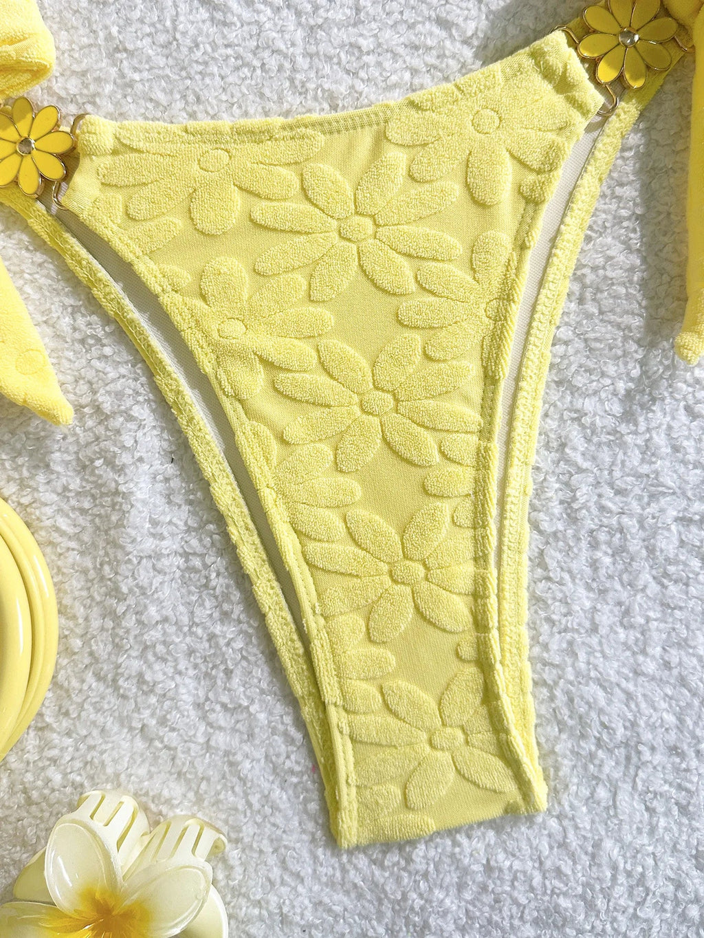 Sexy Yellow Bikini Set 2026 Women 3D Flower Pleate Push Up Bra Tie Side Thong Swimsuit Beach Holiday Bathing Suit Micro Swimwear