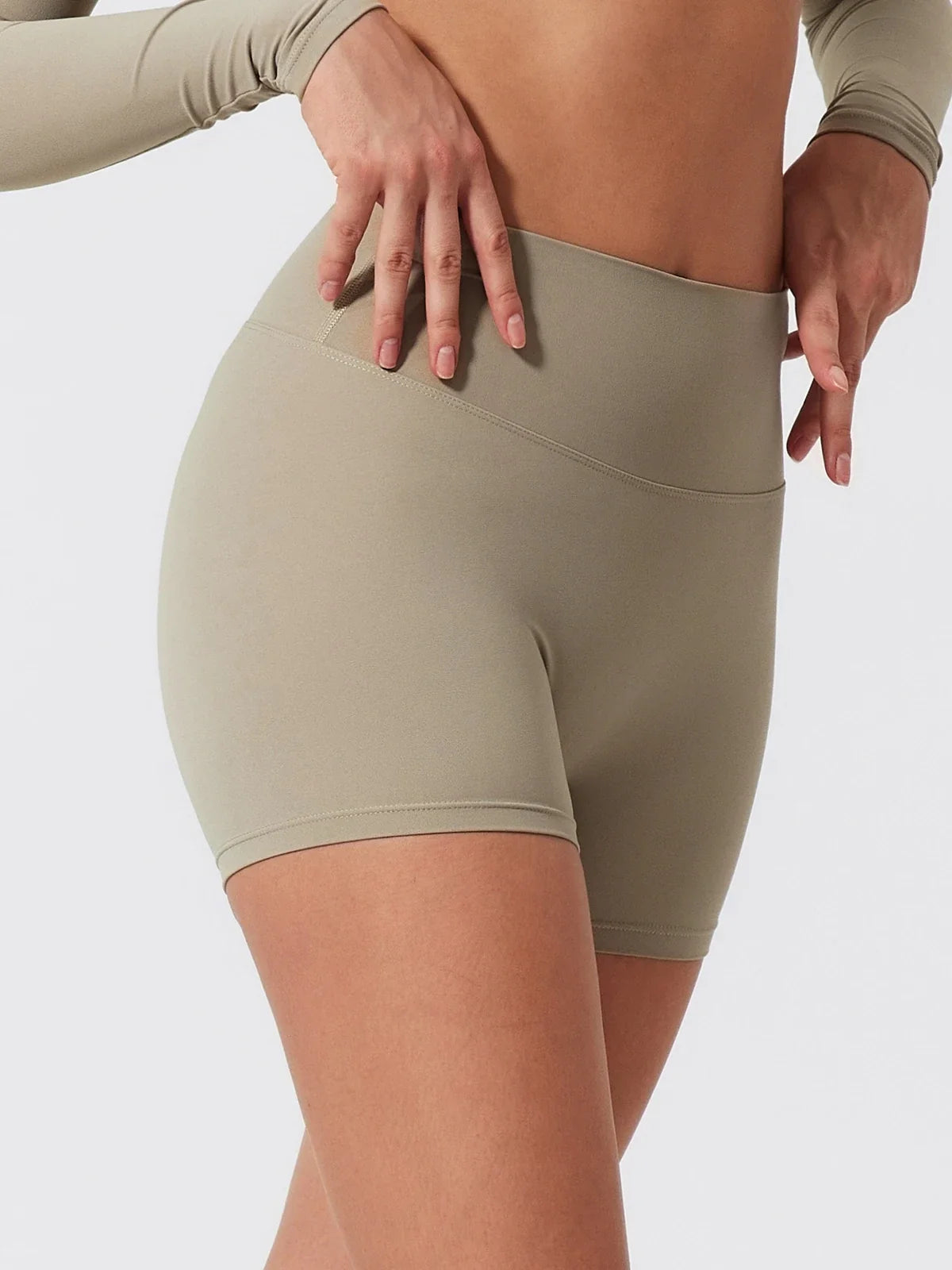 Hearuisavy Summer Elastic Scrunch Yoga Shorts Push Up Gym Leggings Cycling Workout Short Women Quick-Dry High Waist Sports Pants