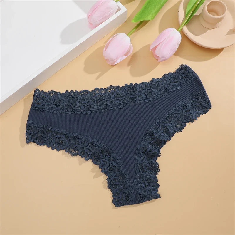 3Pcs Women Cotton Brazilian Pants Sexy Lace Brazilian Briefs Low Waist Floral Solid Color G-string Breathable Soft Lingerie