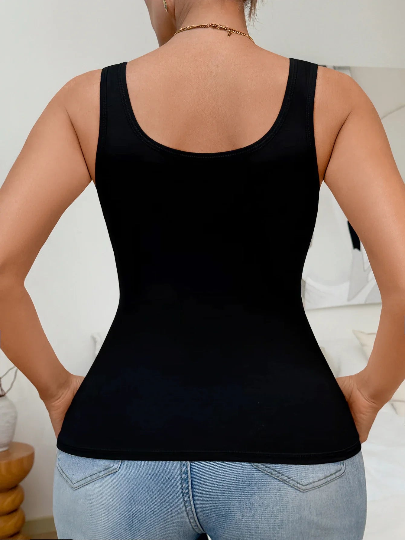 Women Sleeveless Tank Top Solid Basic Underwear Padded Camisole Breathable Casual Fitness Sports Tank Female Lingerie