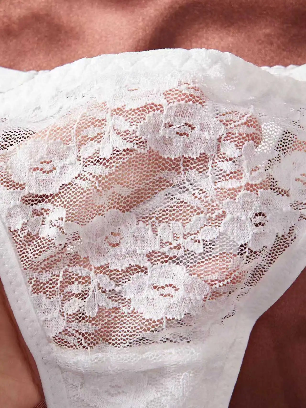 Elegant Design Bra And Panties Set with Unique Heart Buckle Comfortable Fashion Underwear Suitable for All Occasions