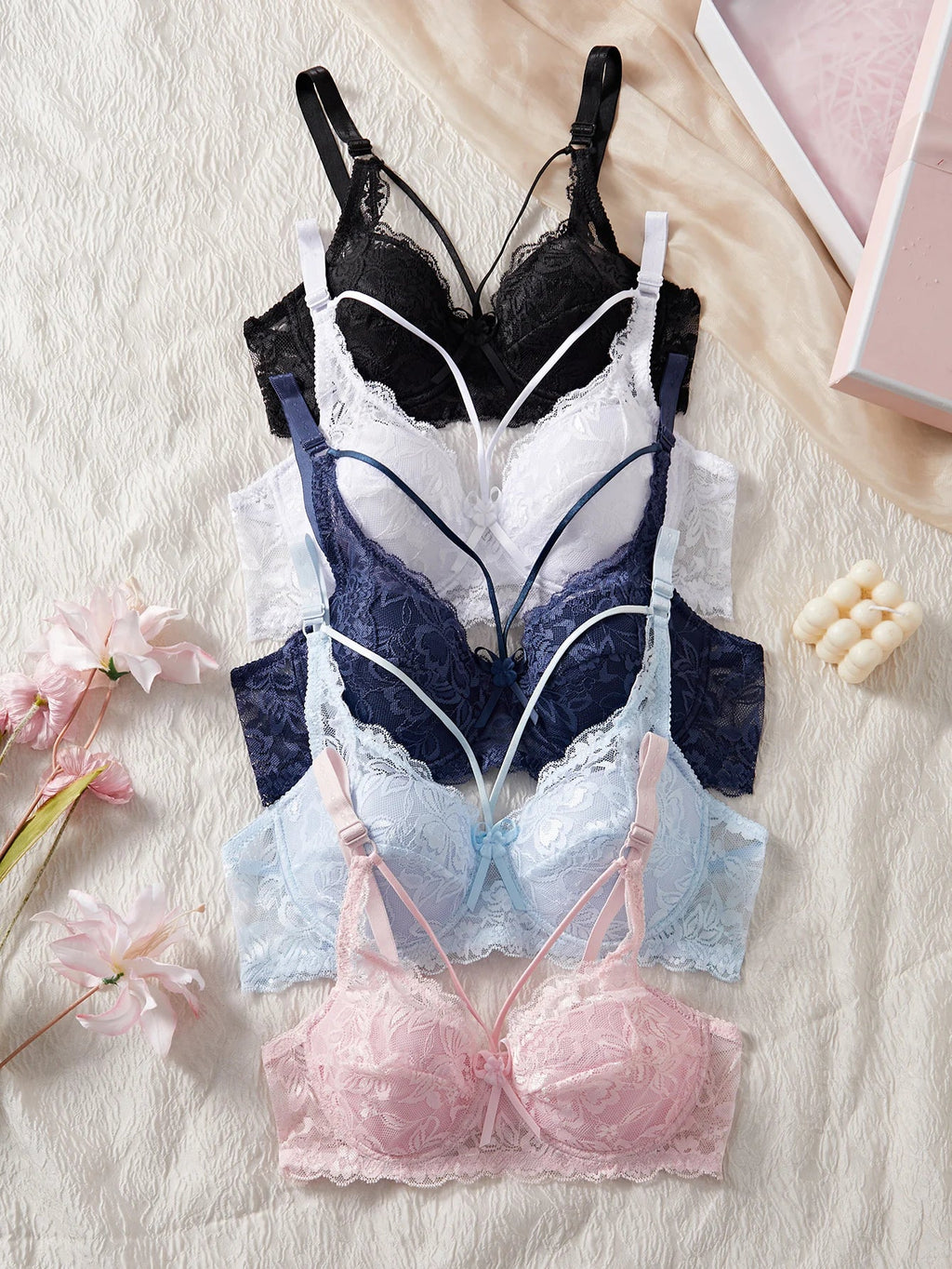 5-Pack French Women's Underwear Set Hollow Lace Patchwork Bow Sexy Bras Fashionable Bralette Strap Sexy Lingerie Set Women's Bra