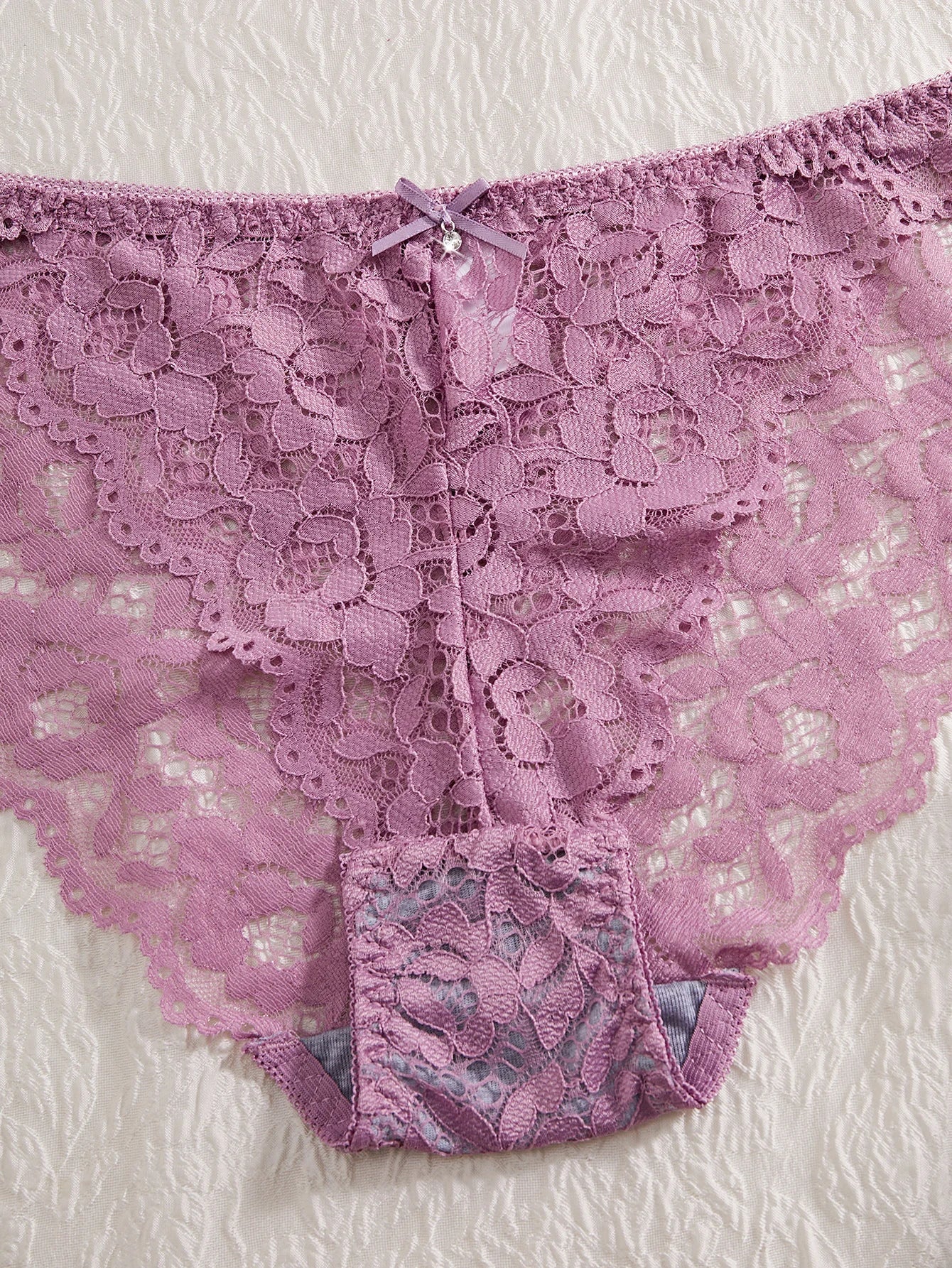 6-Piece Set Women's Bra and Panties Set Sexy Patterned Lace Patchwork No Lining Comfortable Fitting Women's Push-Up Bra Women's Underwear Set