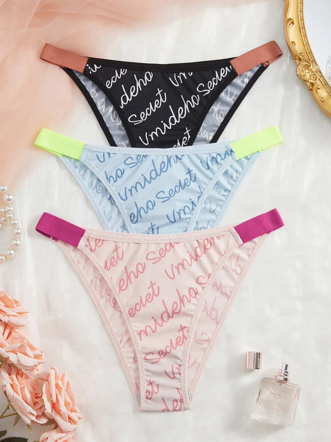 3-Pack of Women's Panties Sexy Letter Print Contrasting Color Elastic Thin Strap Women's Underwear Stylish Triangle Panties