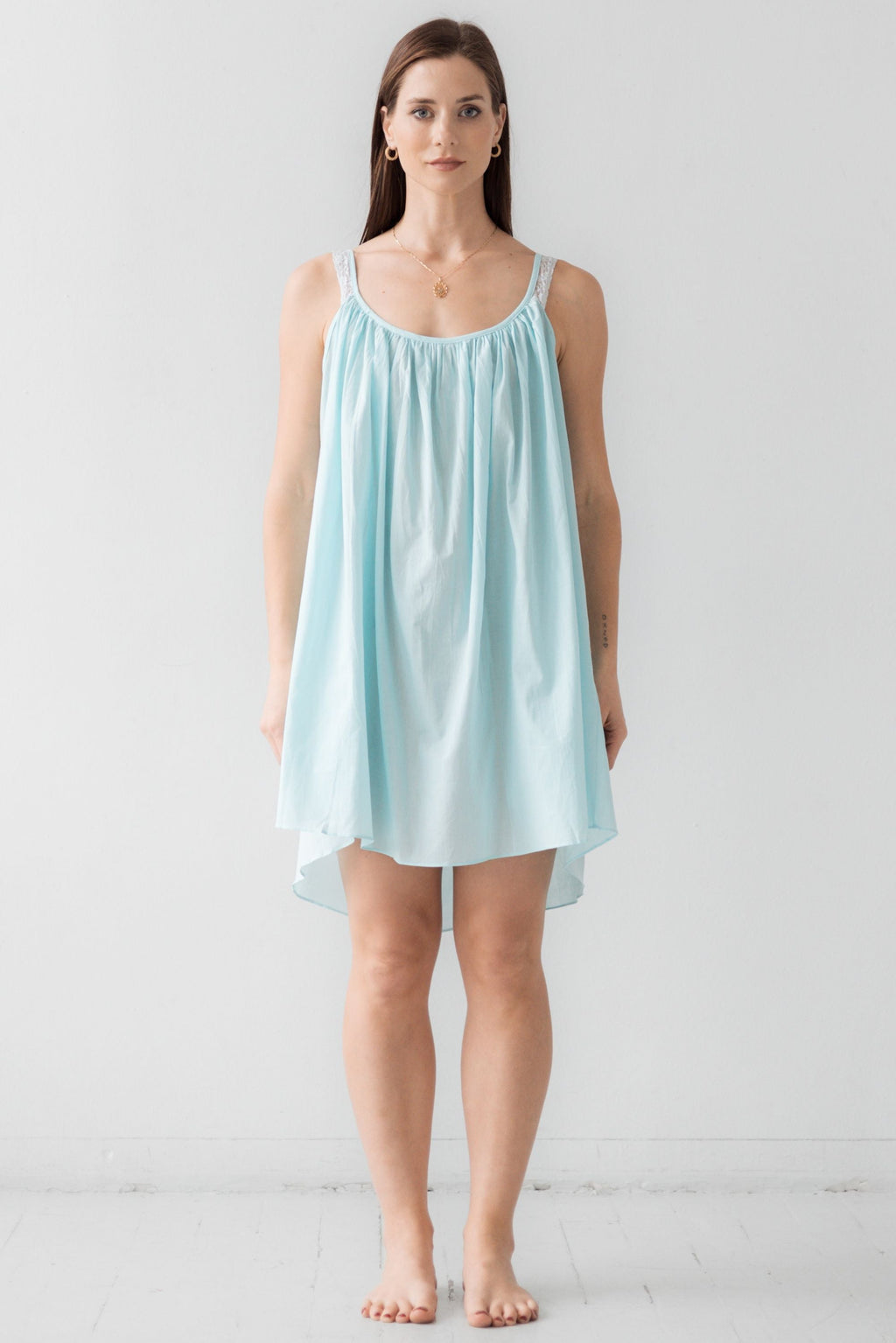 Suzannita Sleeveless Gown