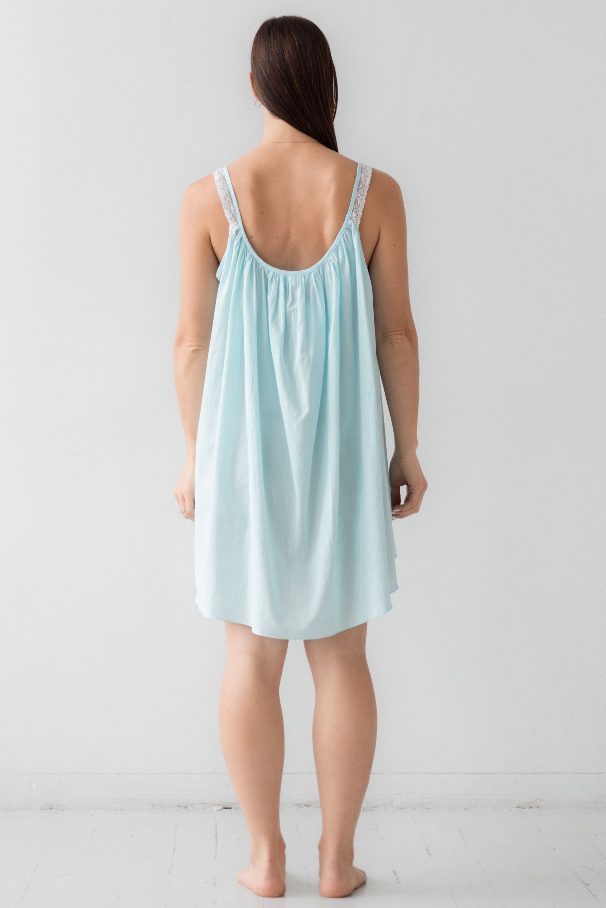 Suzannita Sleeveless Gown
