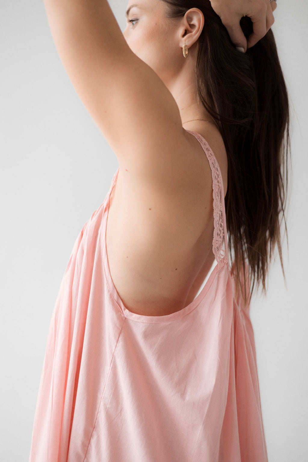 Suzannita Sleeveless Gown