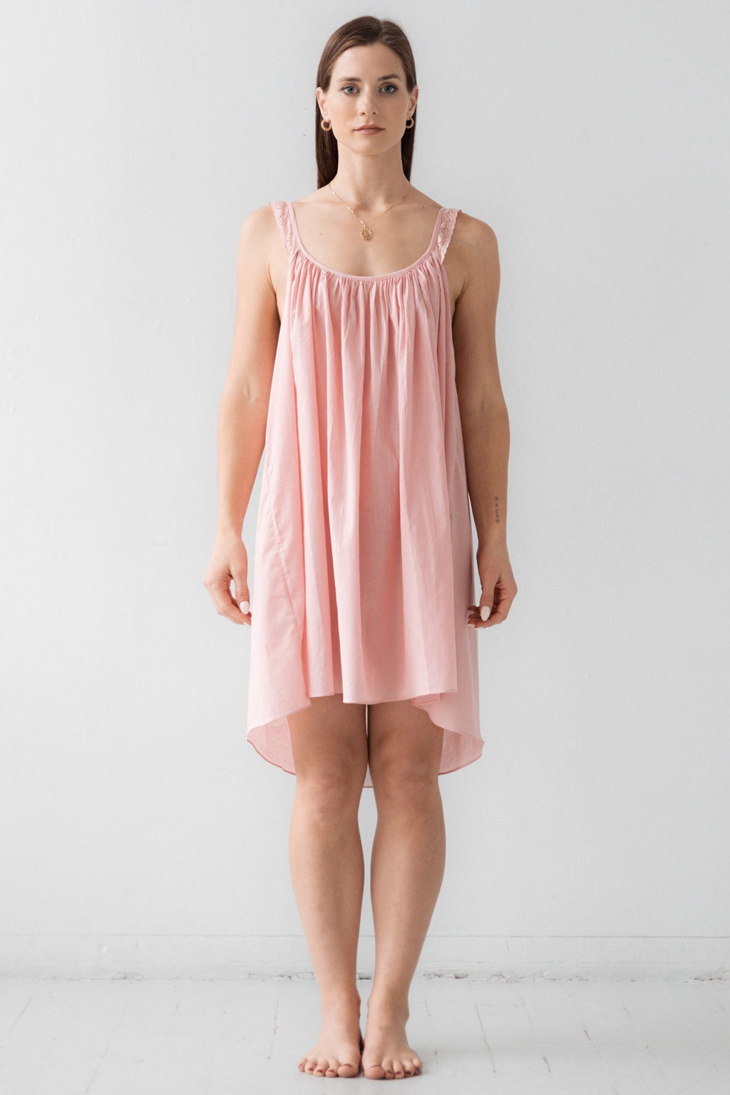 Suzannita Sleeveless Gown