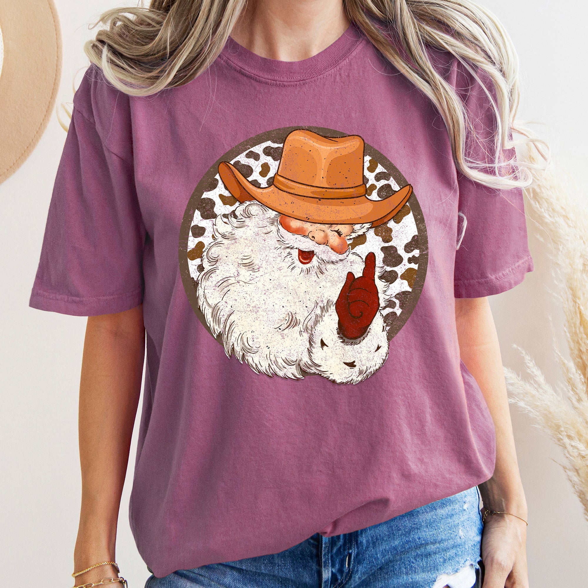 Western Cowboy Santa Hat Cow Print Christmas Retro Vintage Western Holiday Theme Comfort Colors Tee