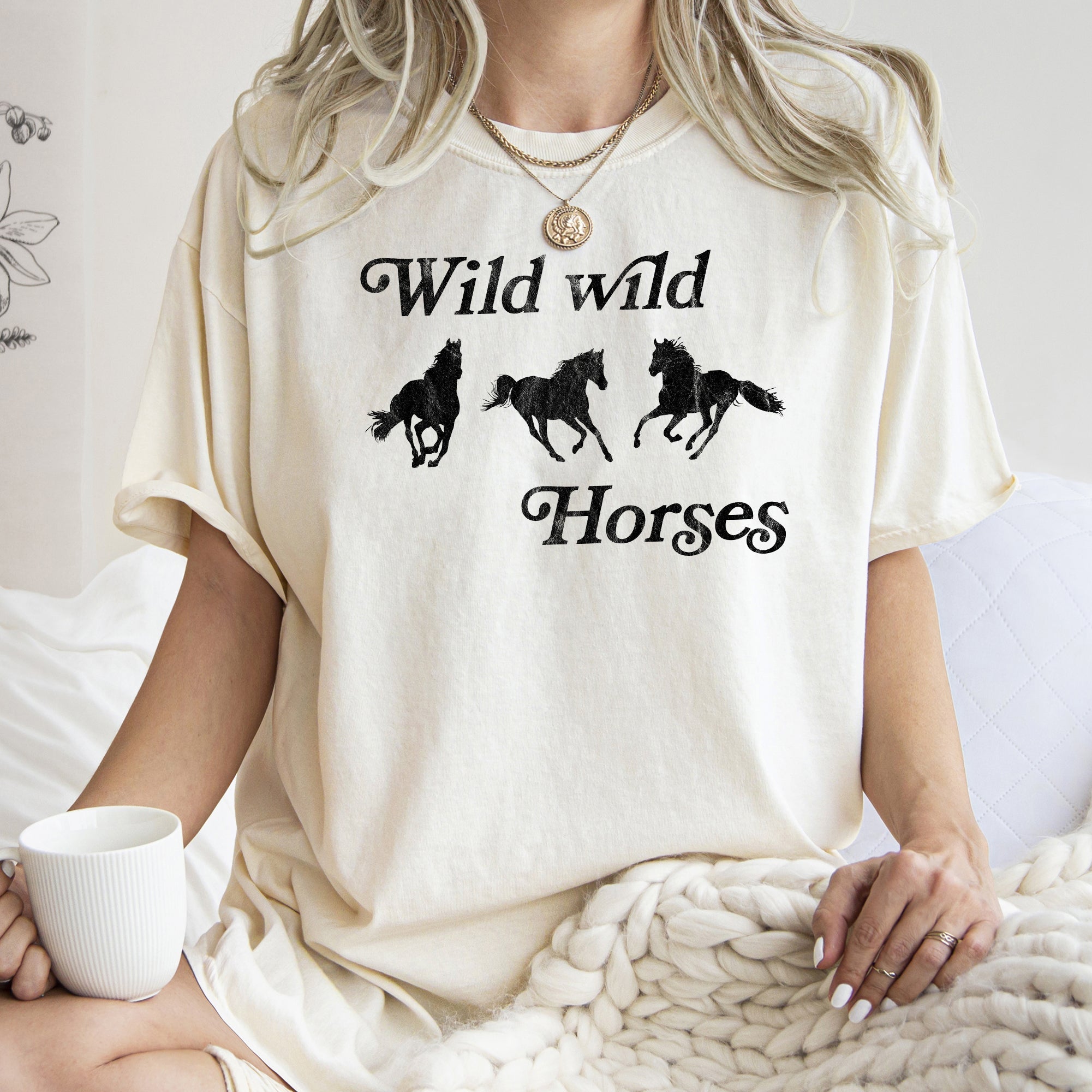 Wild Wild Horses Country Cowboy Retro Cowgirl Vintage Western Comfort Colors Tee