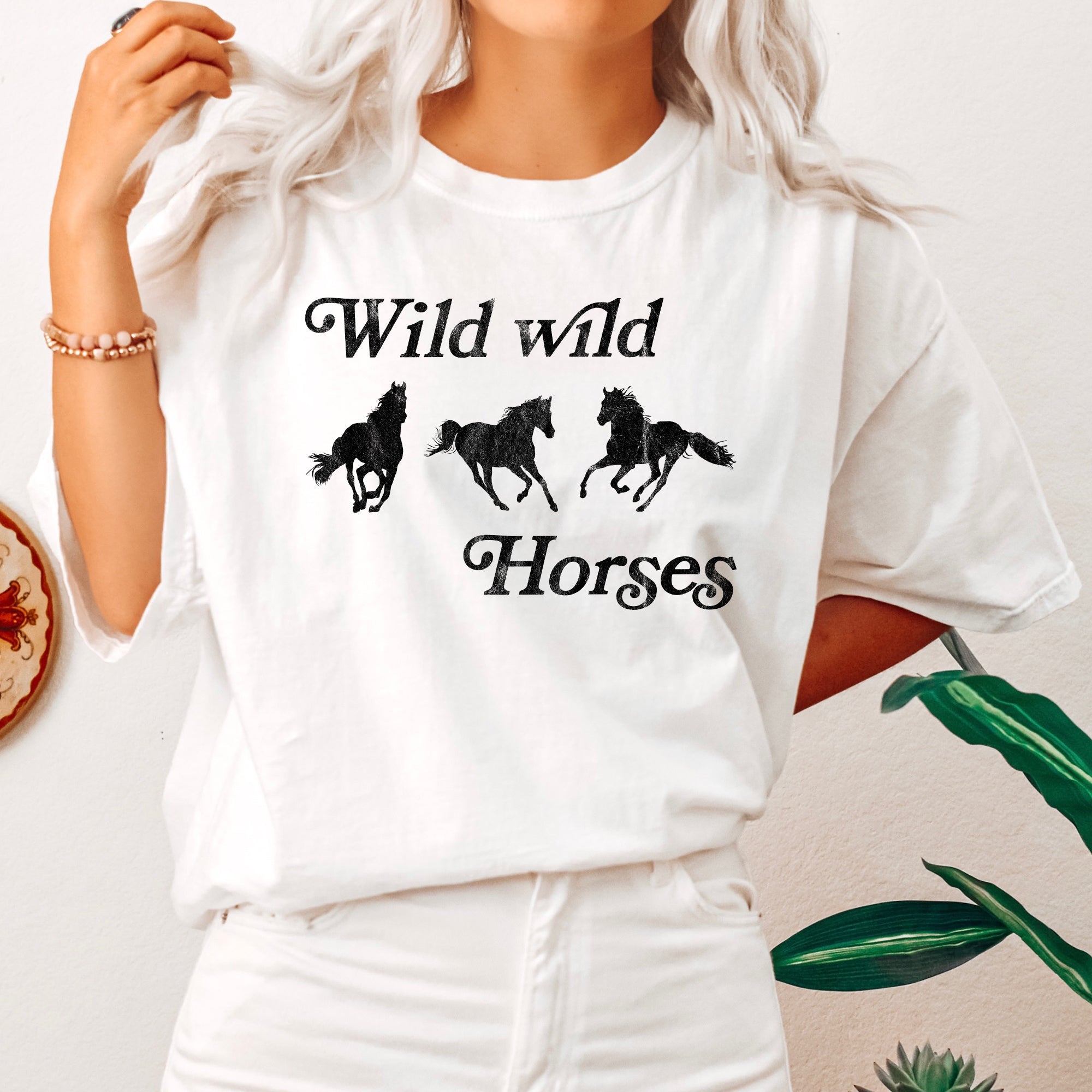 Wild Wild Horses Country Cowboy Retro Cowgirl Vintage Western Comfort Colors Tee