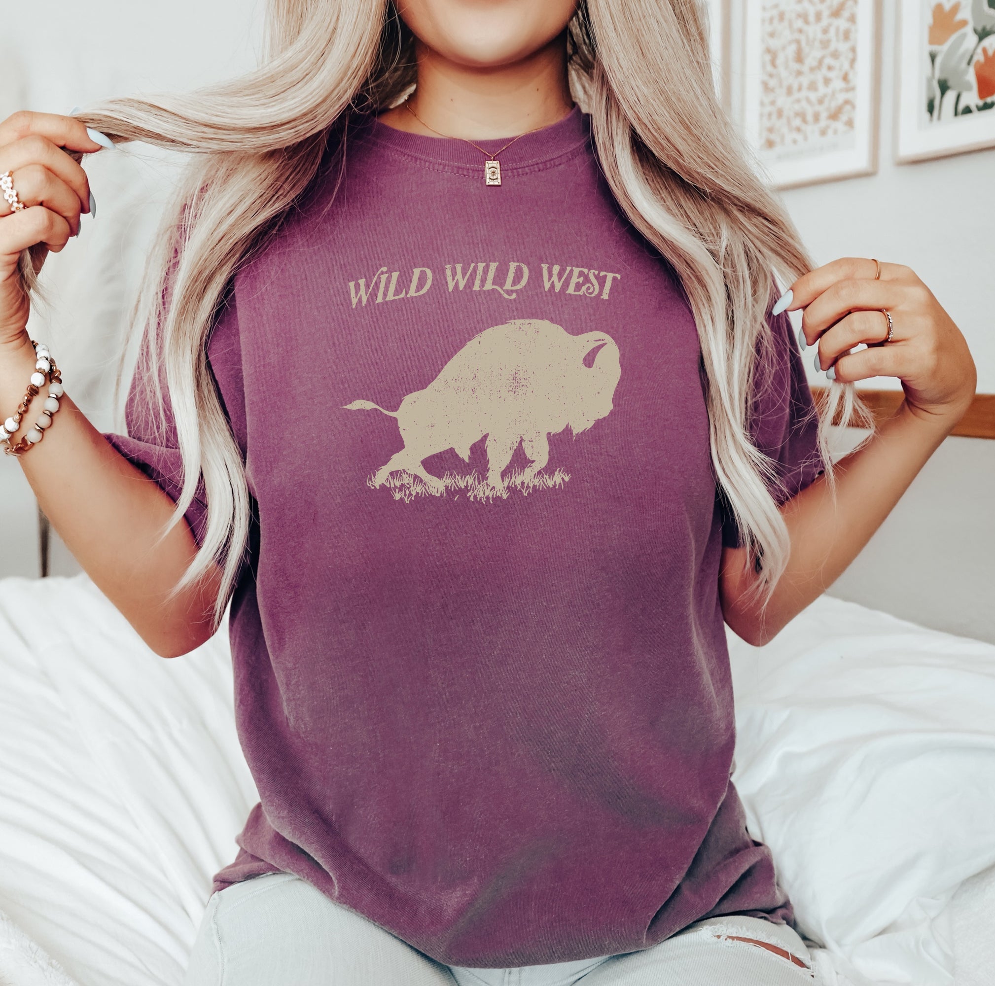 Wild Wild West Buffalo Country Cowboy Cowgirl Vintage Western Charm Comfort Colors Tee