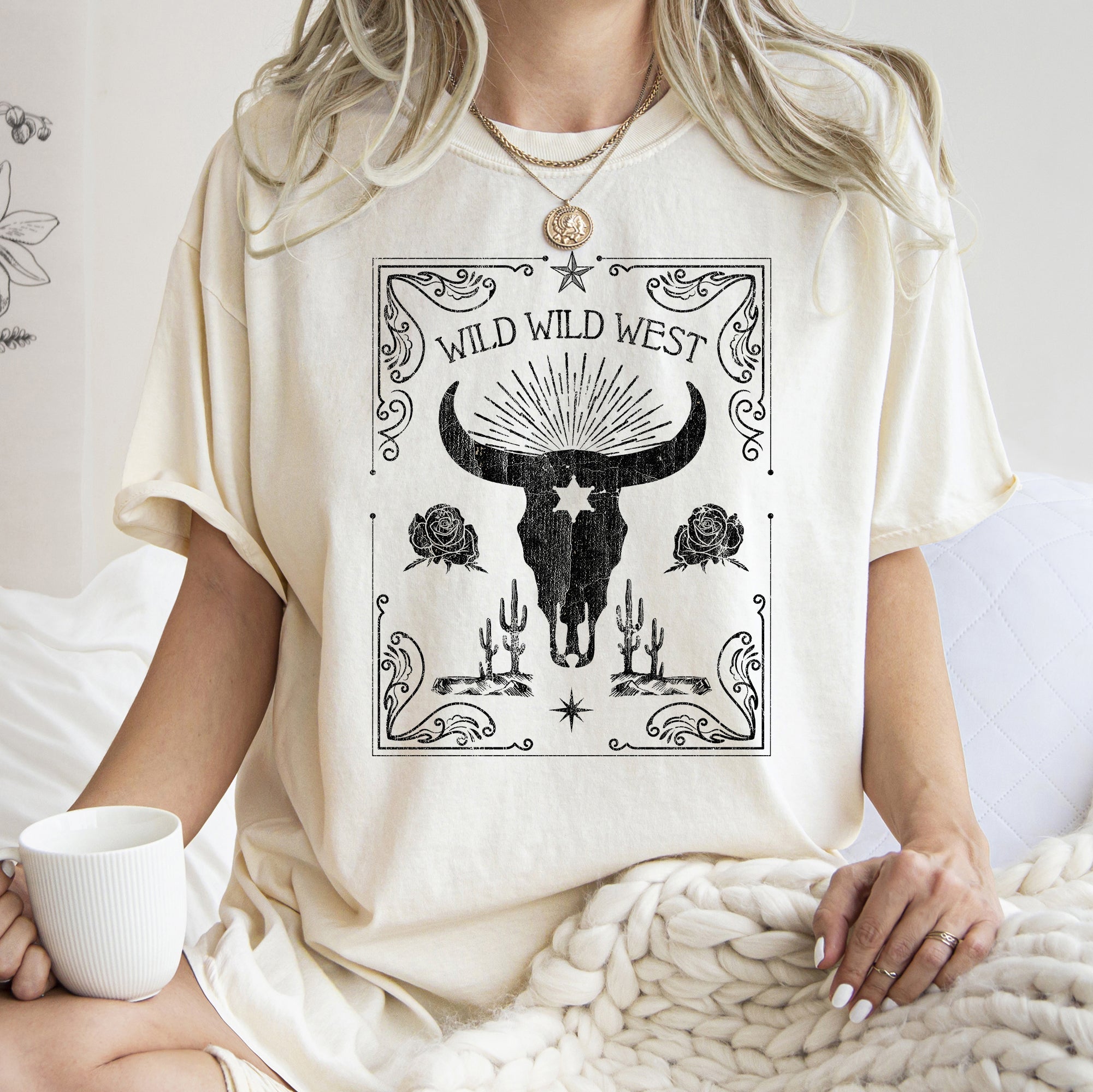 Vintage Wild Wild West Skull Cattle Cowboy Cowgirl Rodeo Americana Comfort Colors Tee