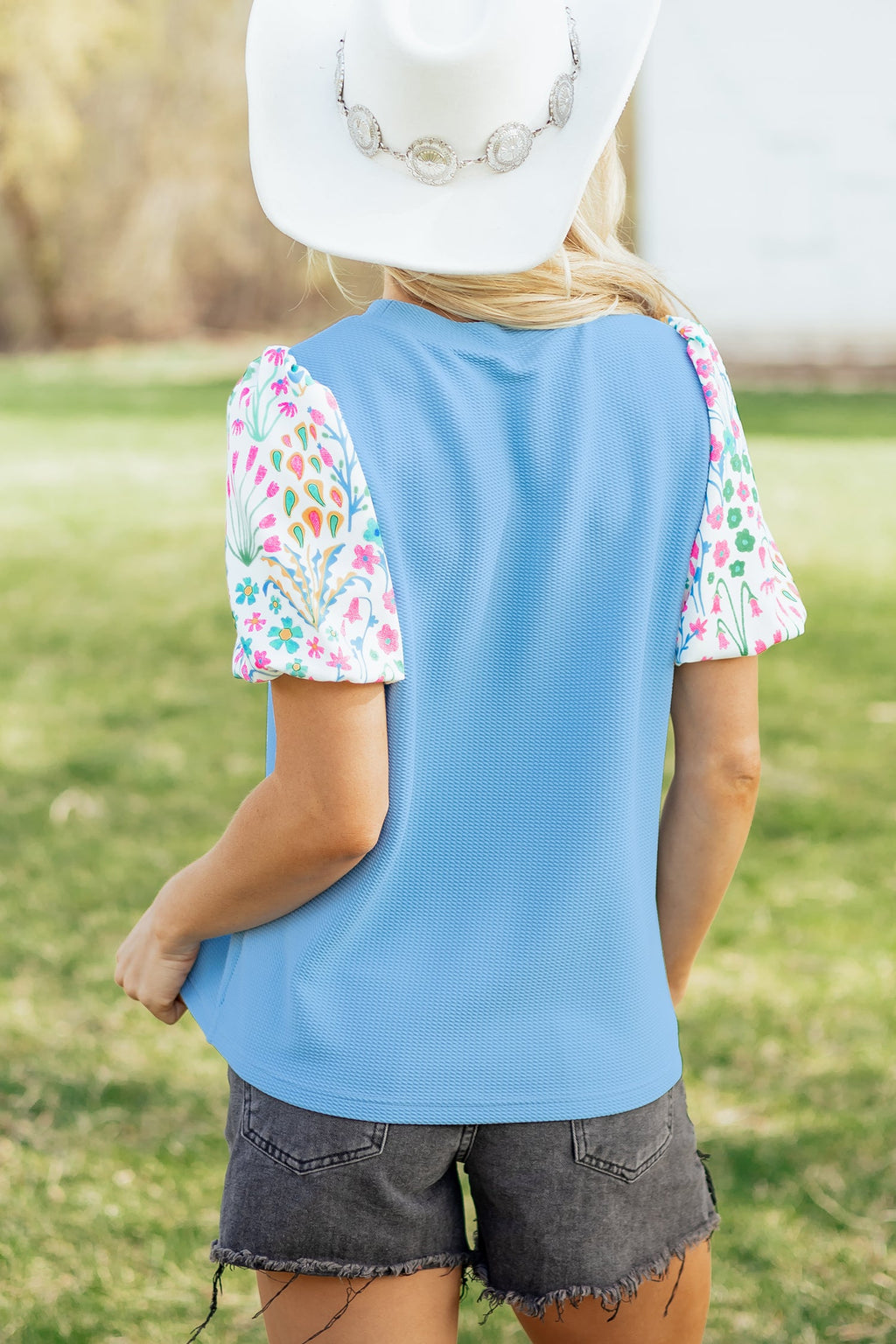 Light Blue Round Neck Textured Contrast Floral Bubble Sleeve Blouse