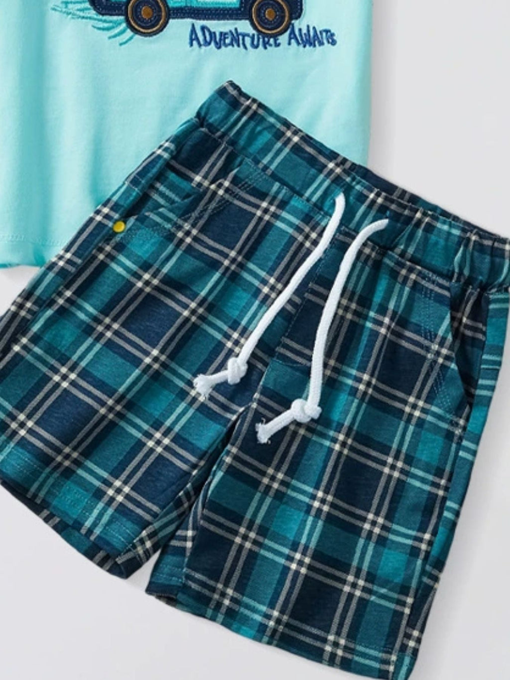 Children's Graphic T-Shirt & Plaid Shorts Set