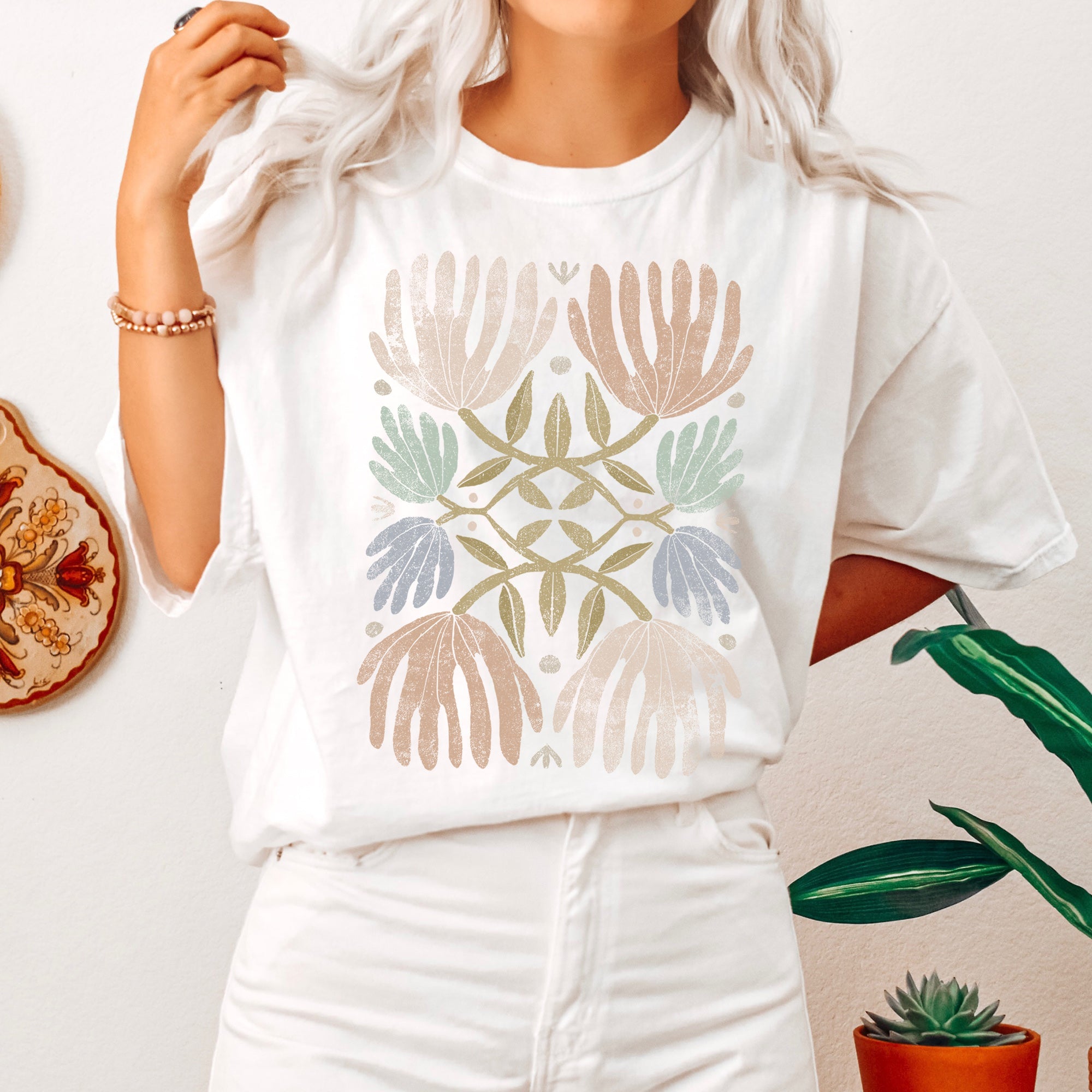 Boho Folk Art Chic Floral Intricate Floral Motif With Rattan Accents Comfort Colors Tee