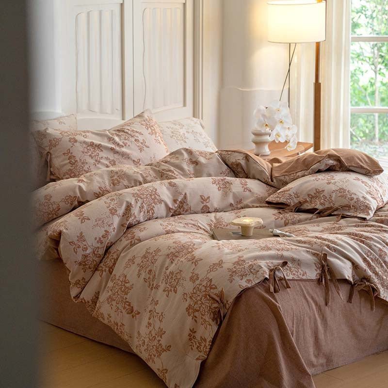 Bonnie Ribbon Bow Tie Floral Bedding Set / Brown
