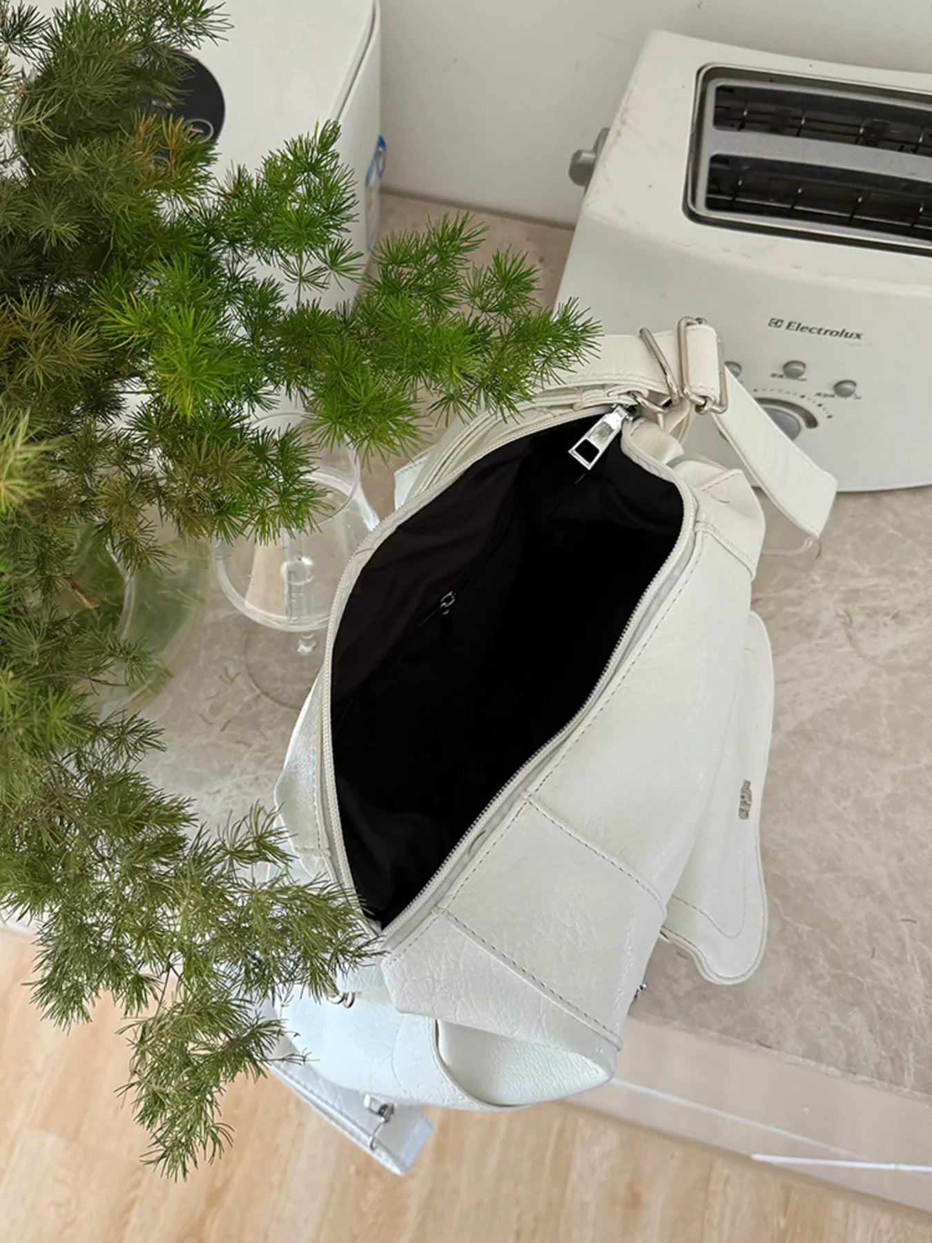 Multiple Pockets Adjustable Strap Shoulder Bag