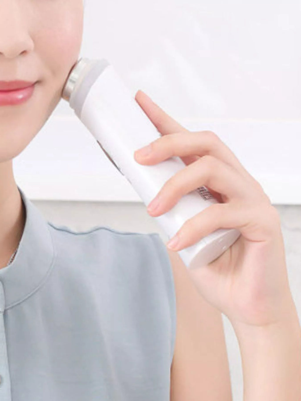Facial Skin Tightening Beauty Device