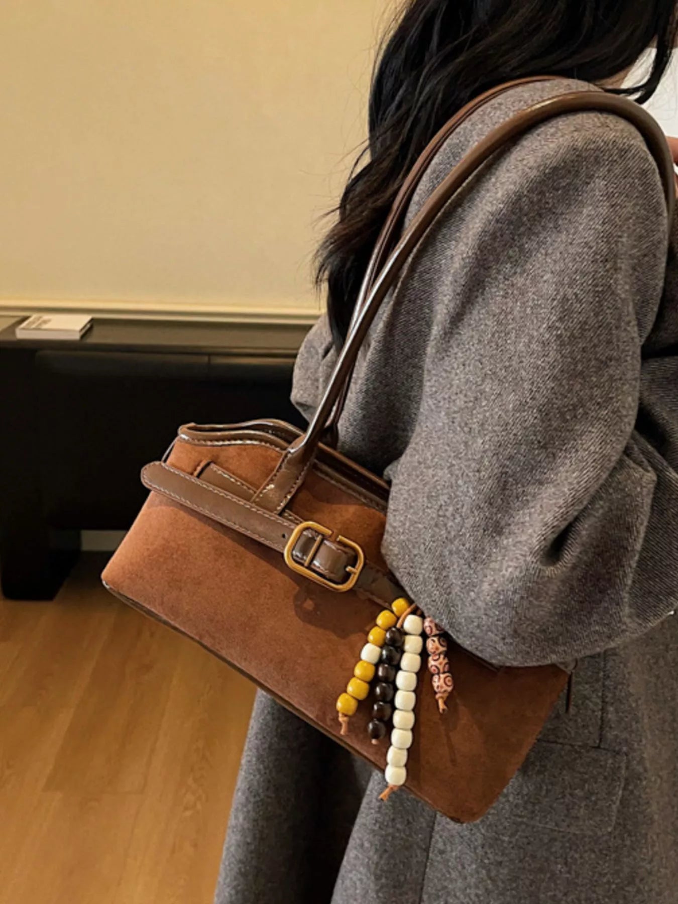Buckle Decor Shoulder Bag