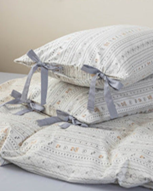 Celia Cottage Ribbon Bow Tie Floral Bedding Set / Pink