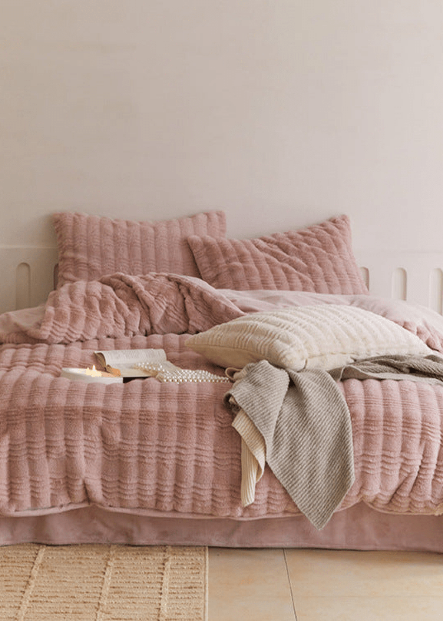 Cozy Earth Tone Milk Velvet Bedding Set / Pink