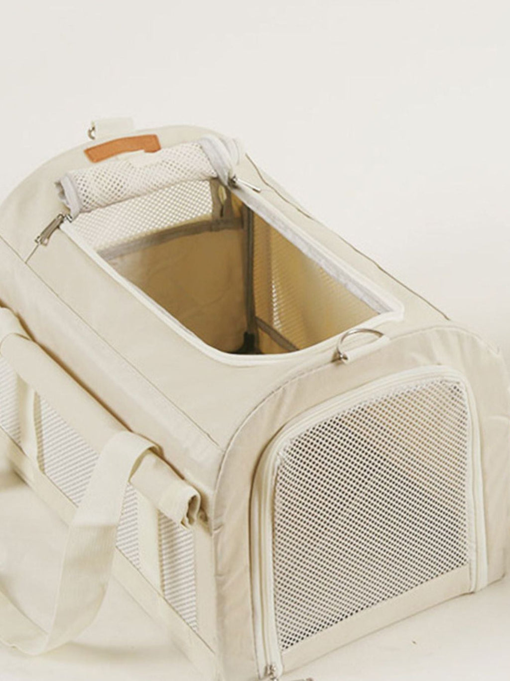 Comfortable & Breathable Pet Carrier Bag