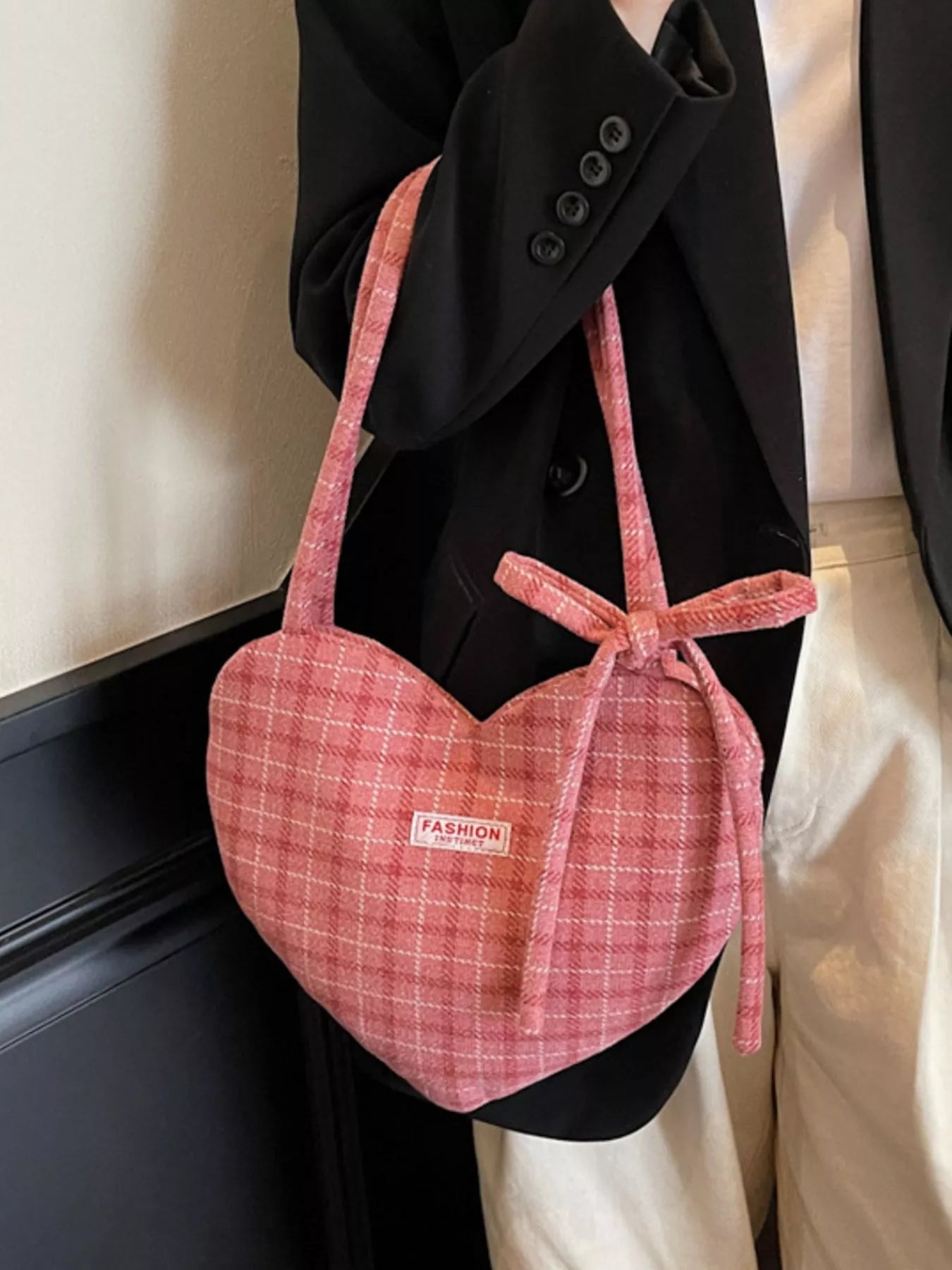 Heart-Shaped Plaid Shoulder Bag