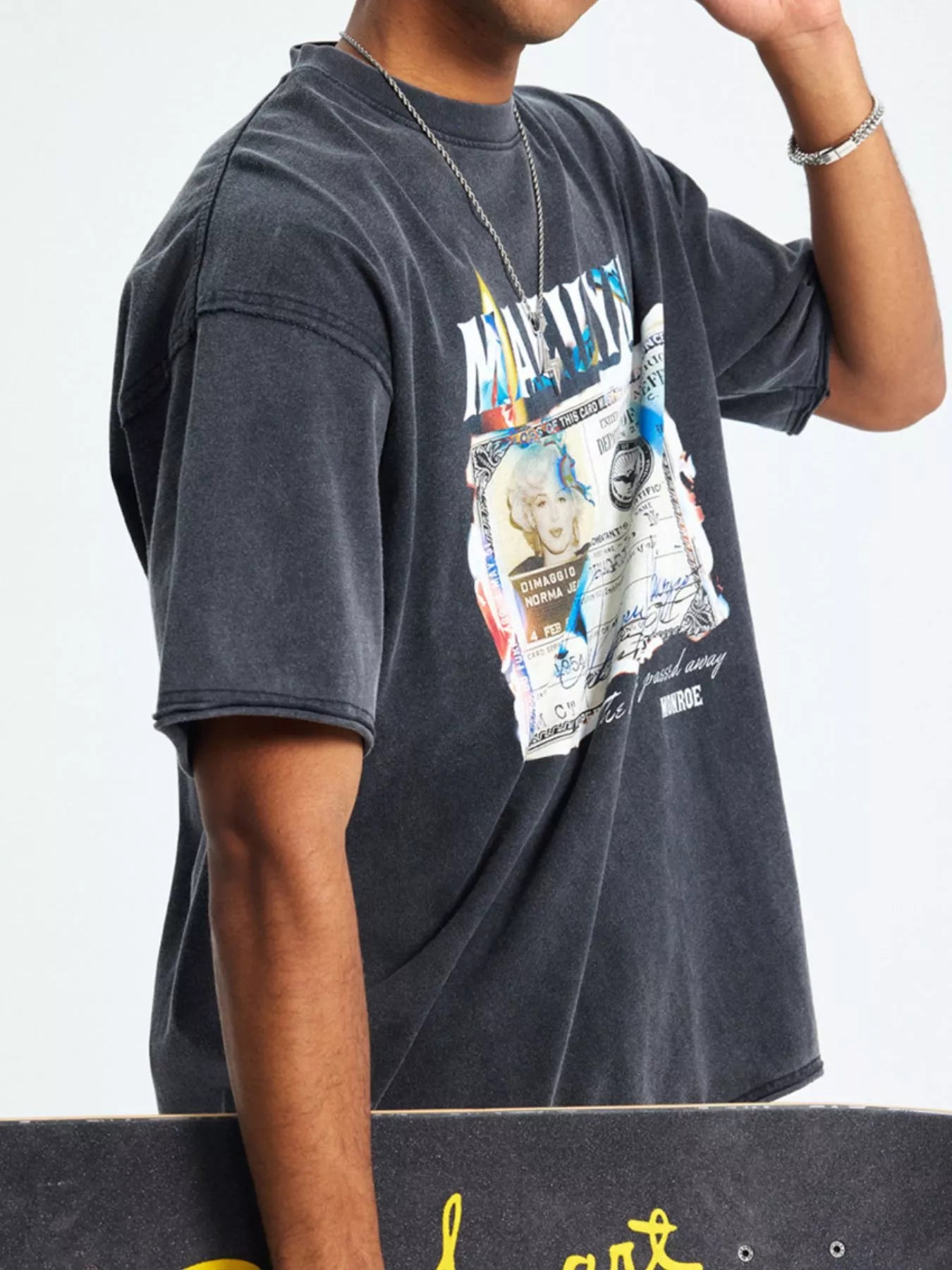Men's Graphic Round Neck Short Sleeve T-Shirt