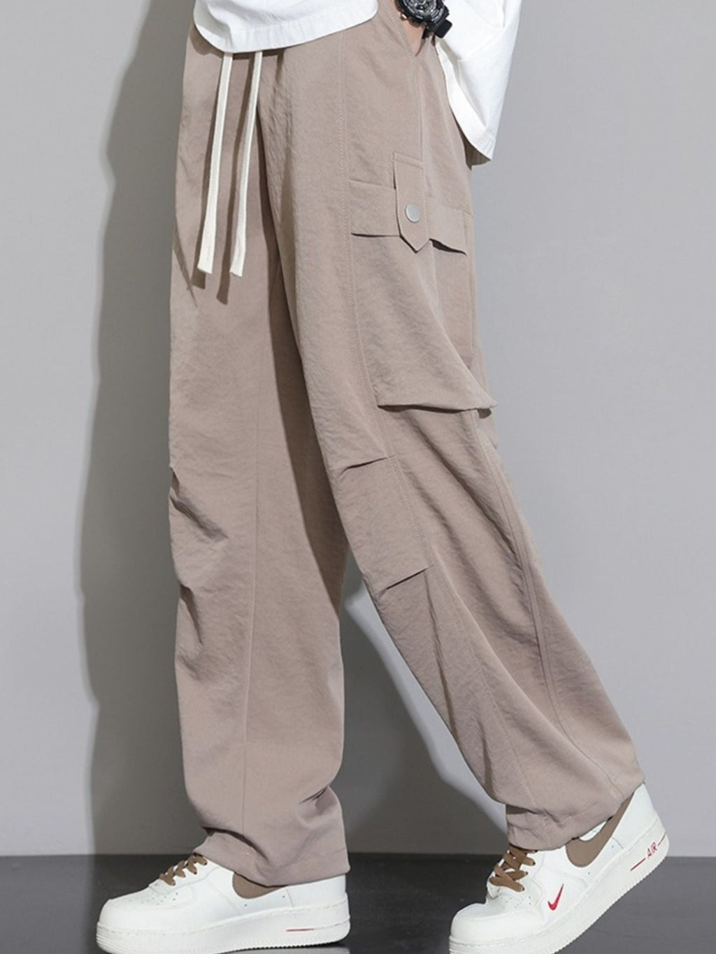 Men's Plus Size Relaxed Fit Cargo Pants with Drawstring