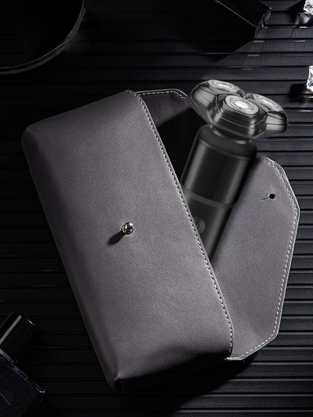 Rechargeable Rotary Shaver