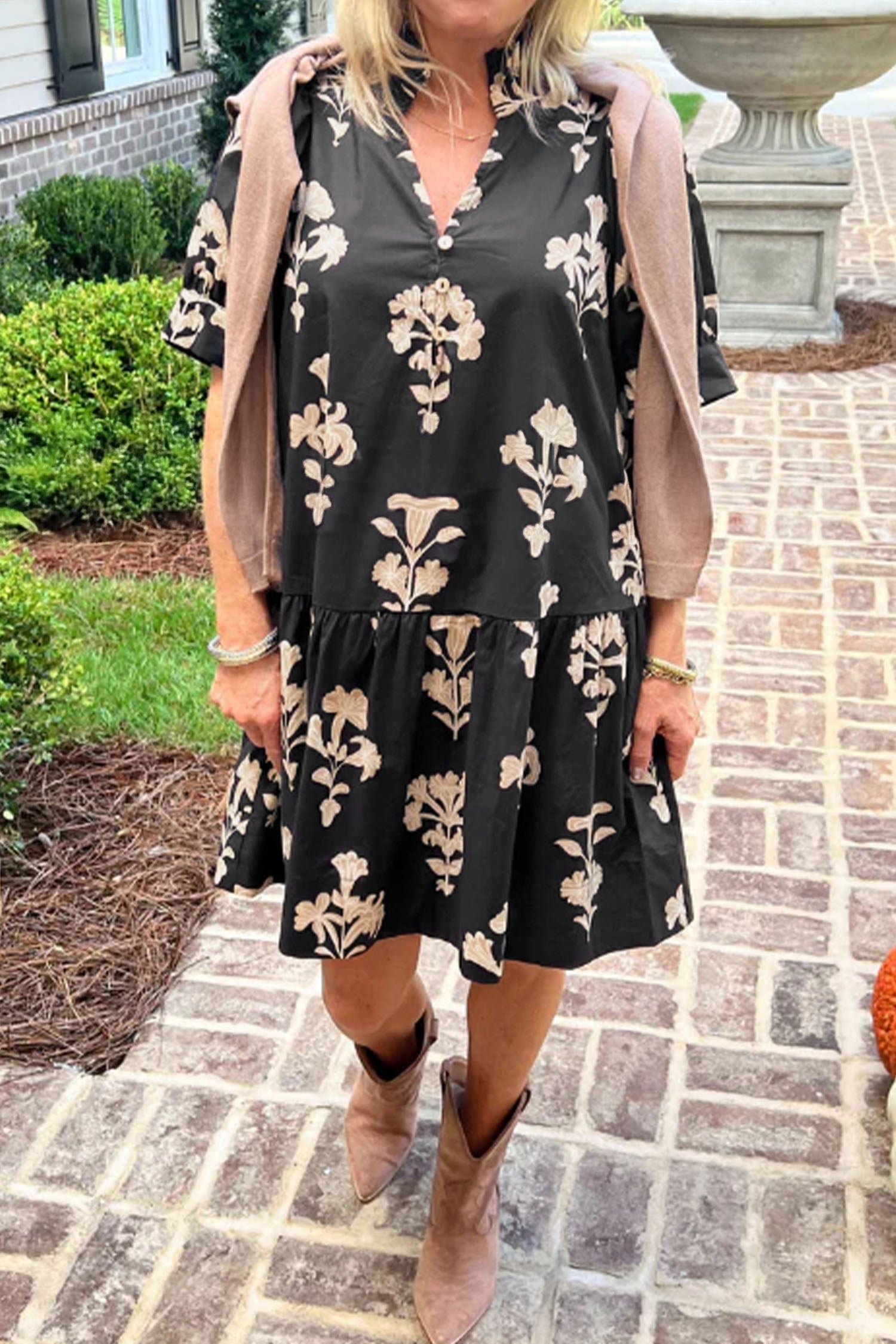 Black Frilled V Neck Puff Short Sleeve Floral Mini Dress