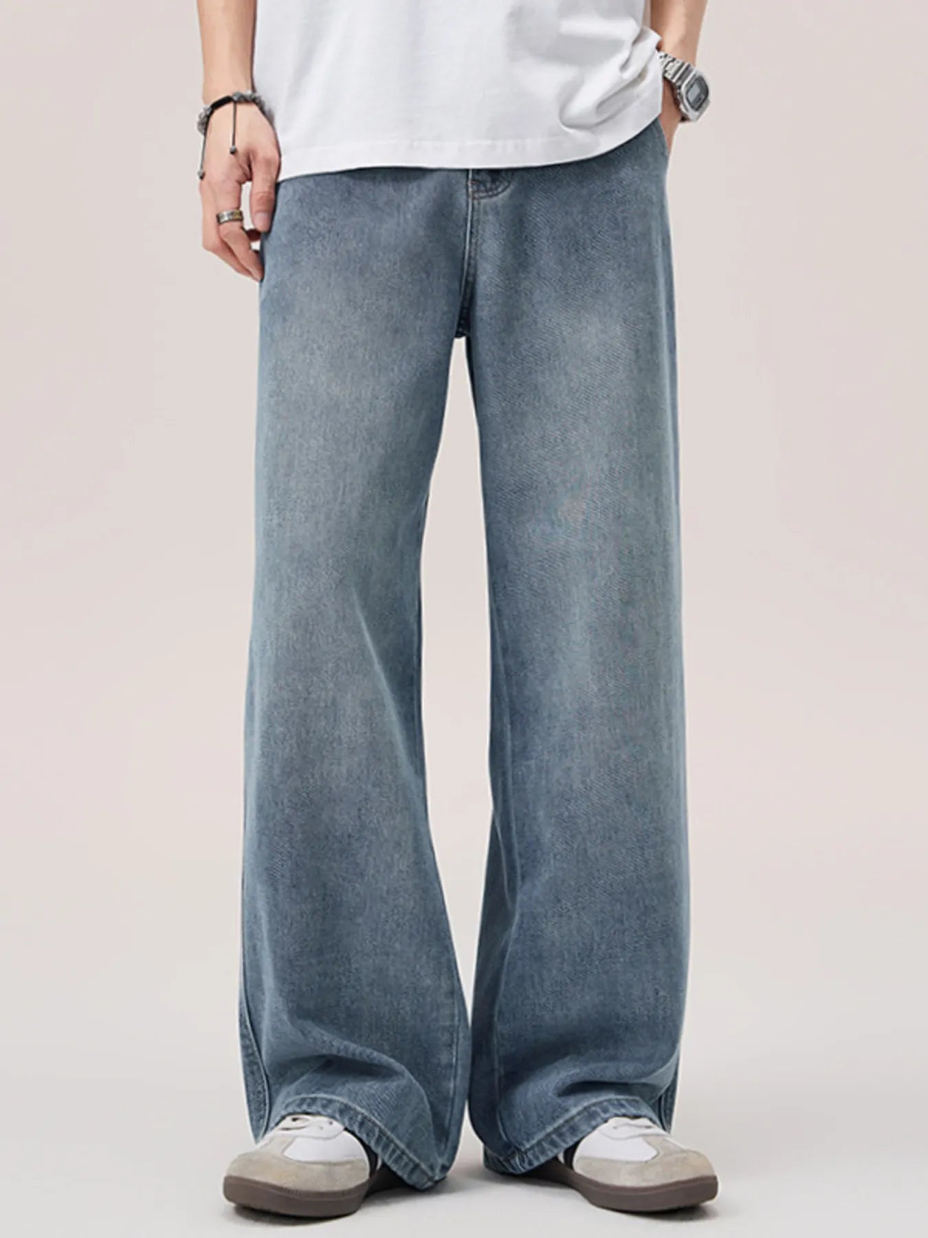 Men's Wide Leg Wash Jeans