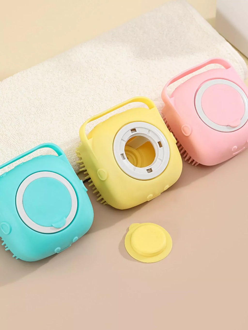 Cute Cartoon Silicone Pet Bath Brush