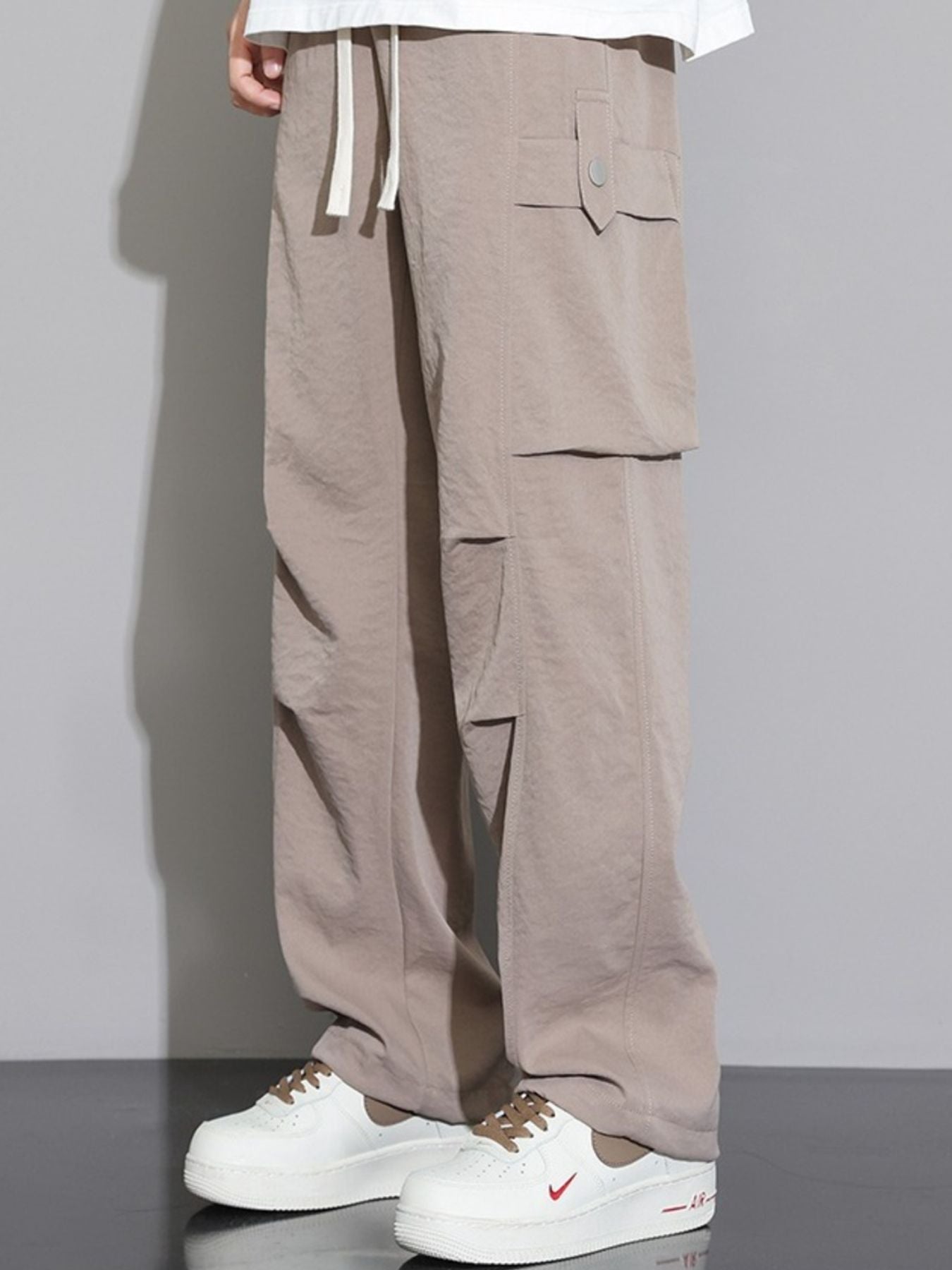 Men's Plus Size Relaxed Fit Cargo Pants with Drawstring