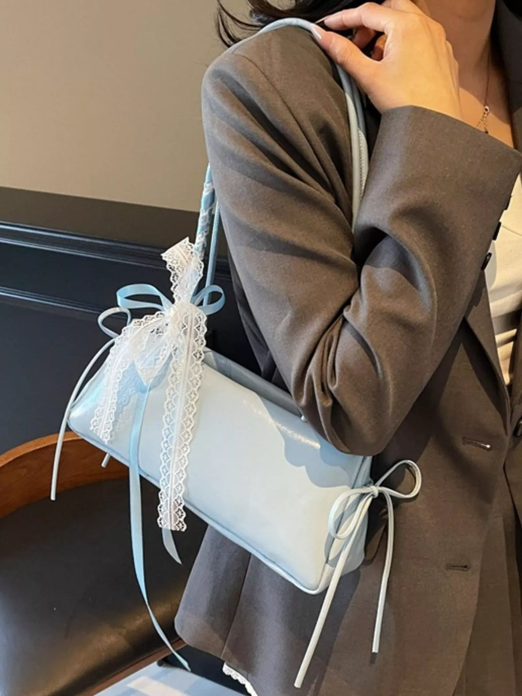 Lace Decor Shoulder Bag