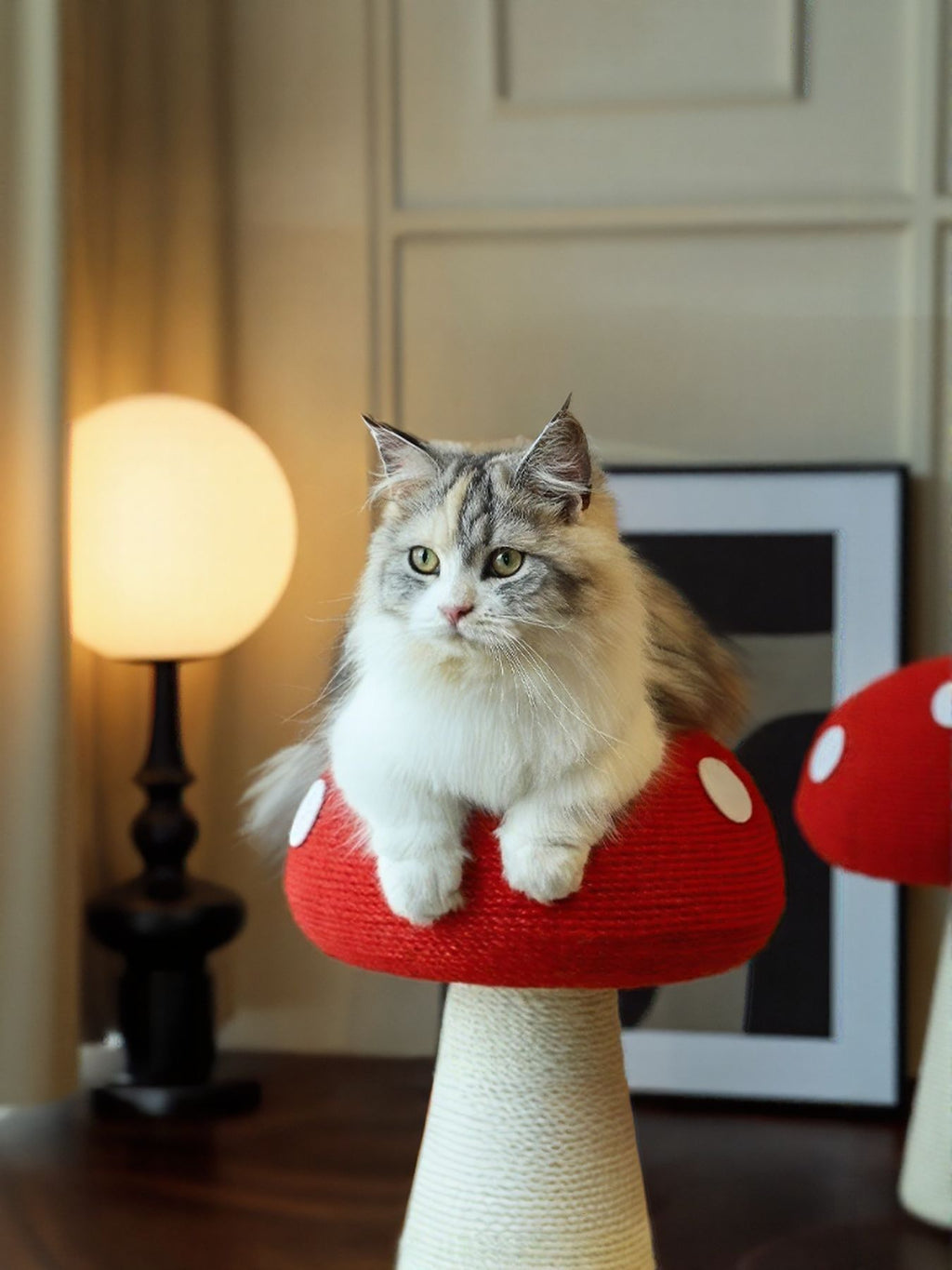 Mushroom-Shaped Cat Scratching Post