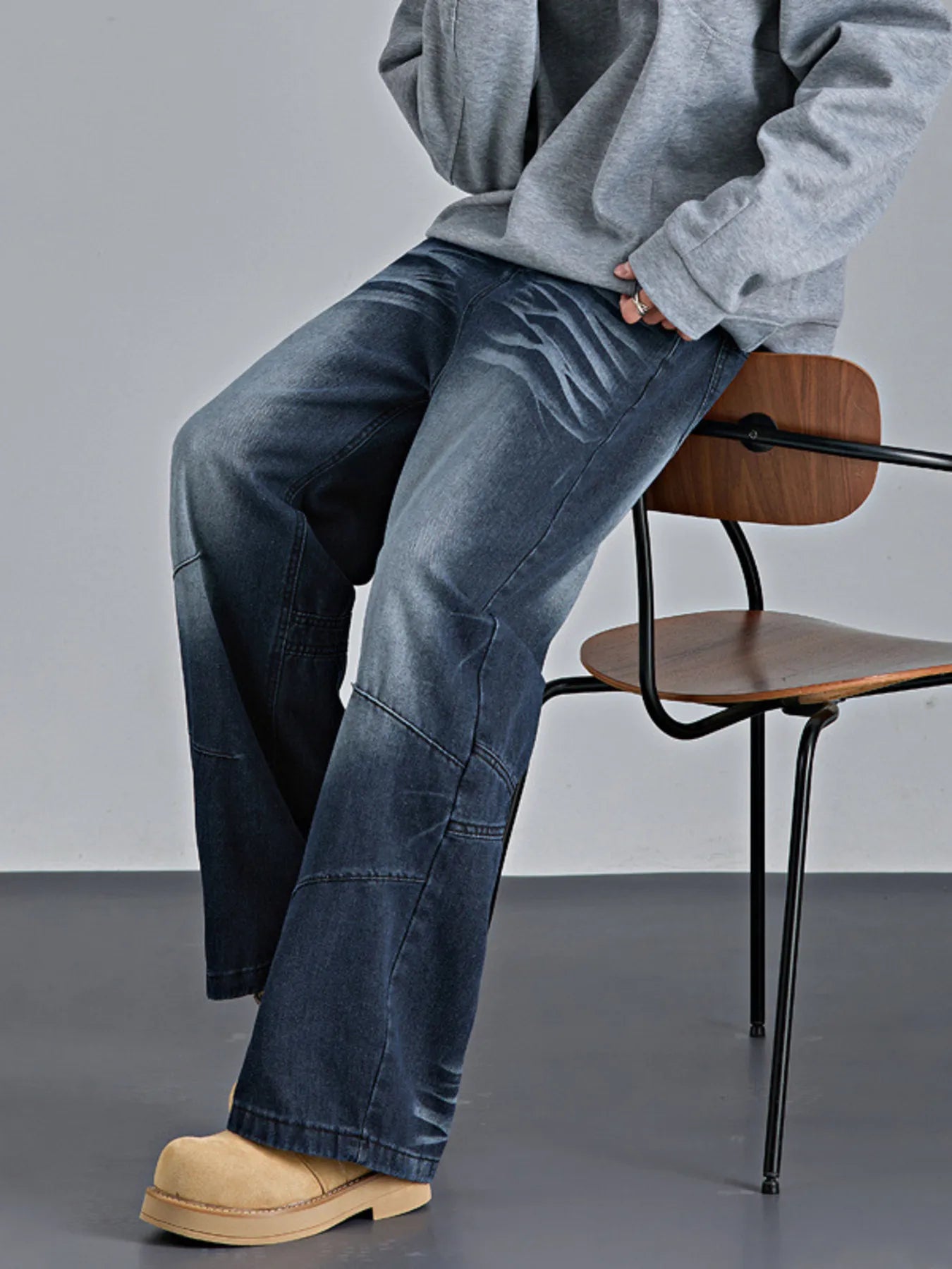 Men's Vintage Wash Wide Leg Jeans