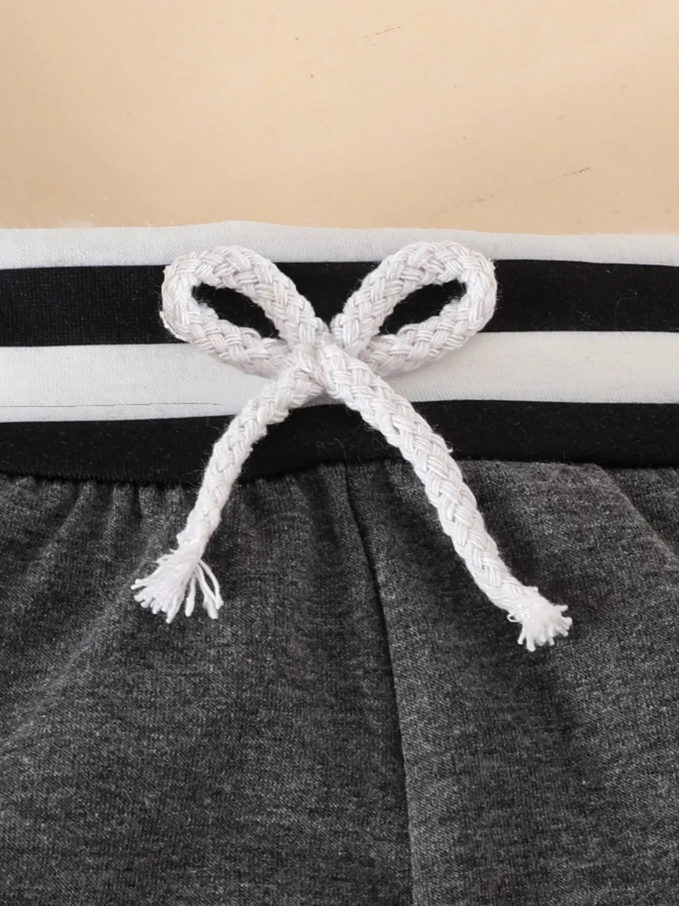 Children's Letter Bodysuit & Pants & Hat Set
