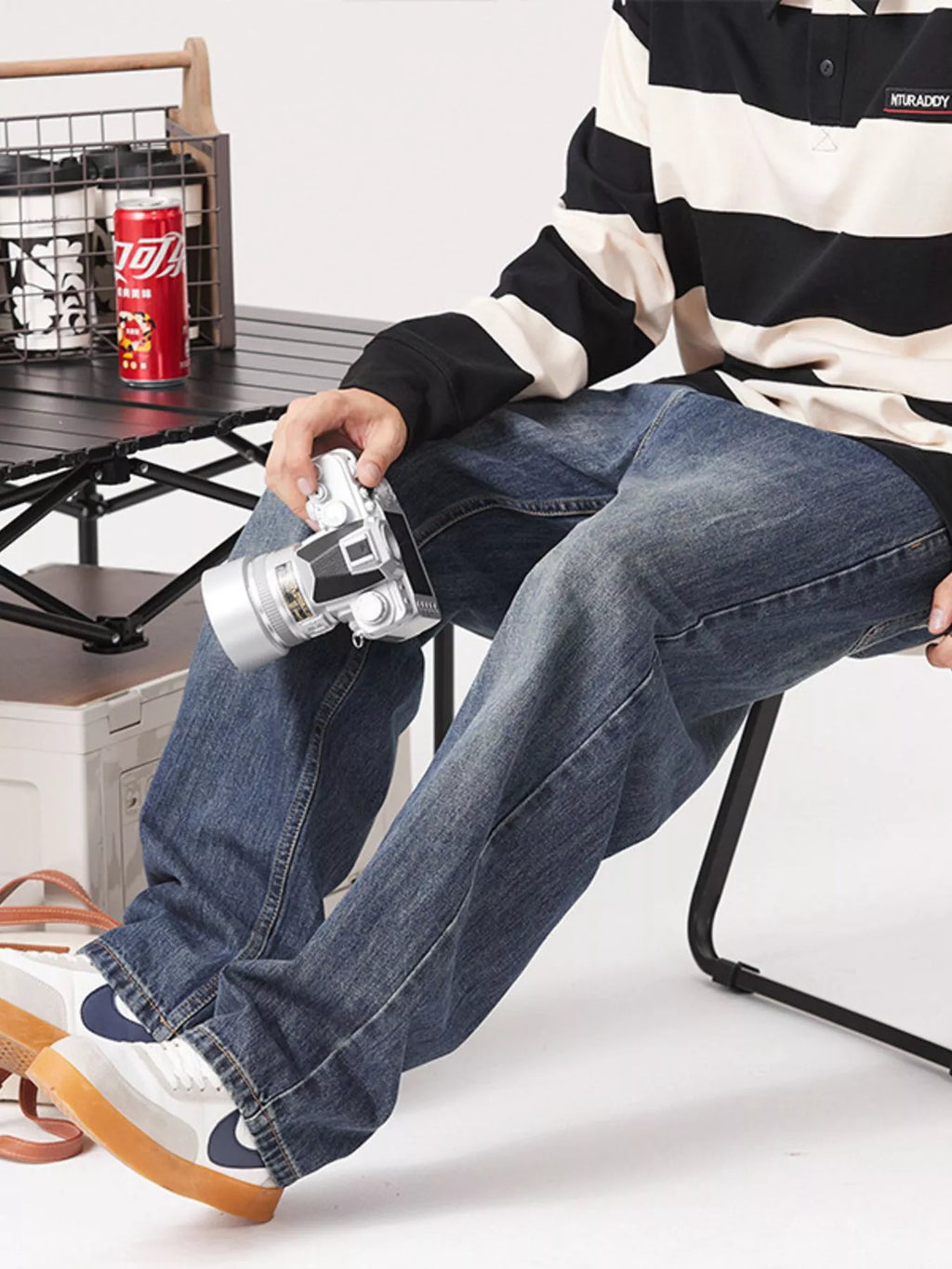 Men's Vintage Wash Loose Fit Jeans