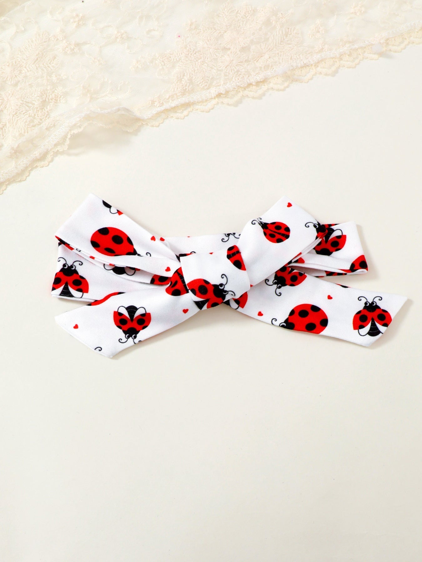 Children's Ladybug Print Ruffle Trim Top & Shorts & Headband Set