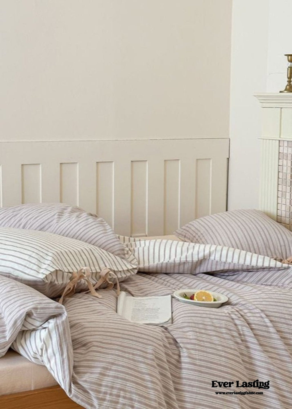 Josie Bow Tied Striped Bedding Set / Gray