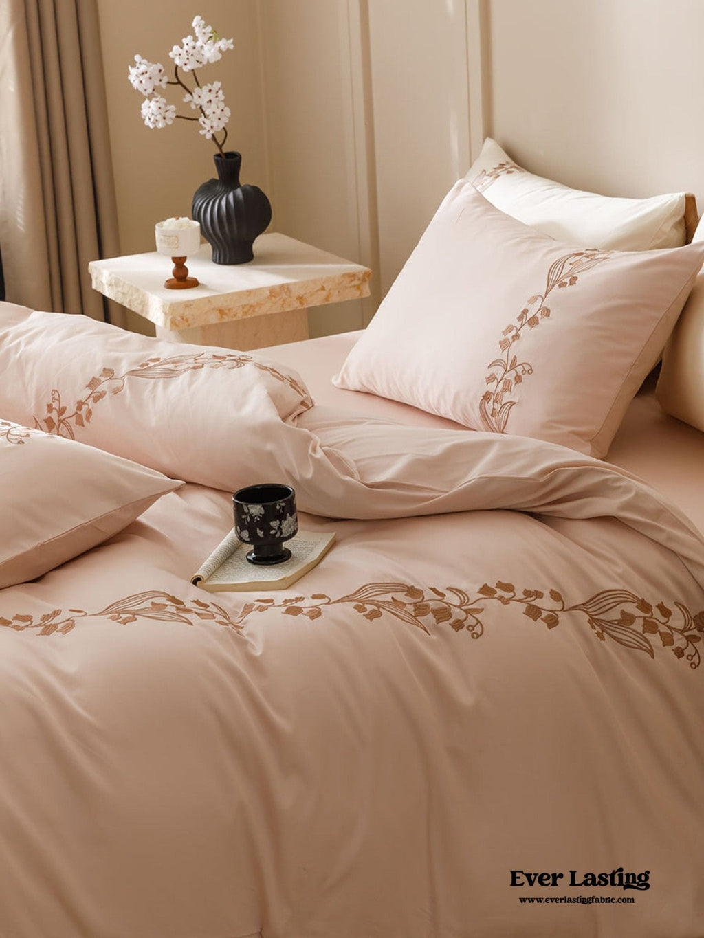 Lily of the Valley Embroidered Silky Bedding Set / Cream
