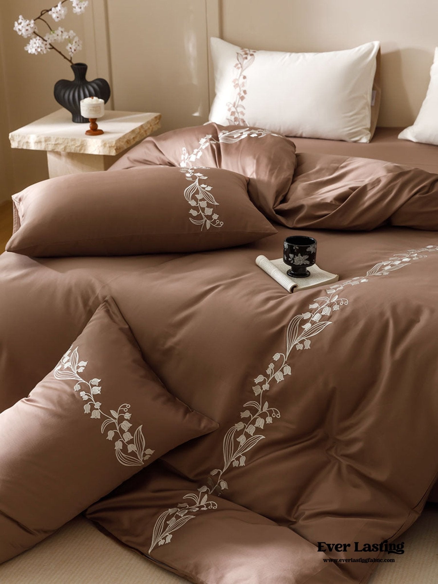 Lily of the Valley Embroidered Silky Bedding Set / Cream