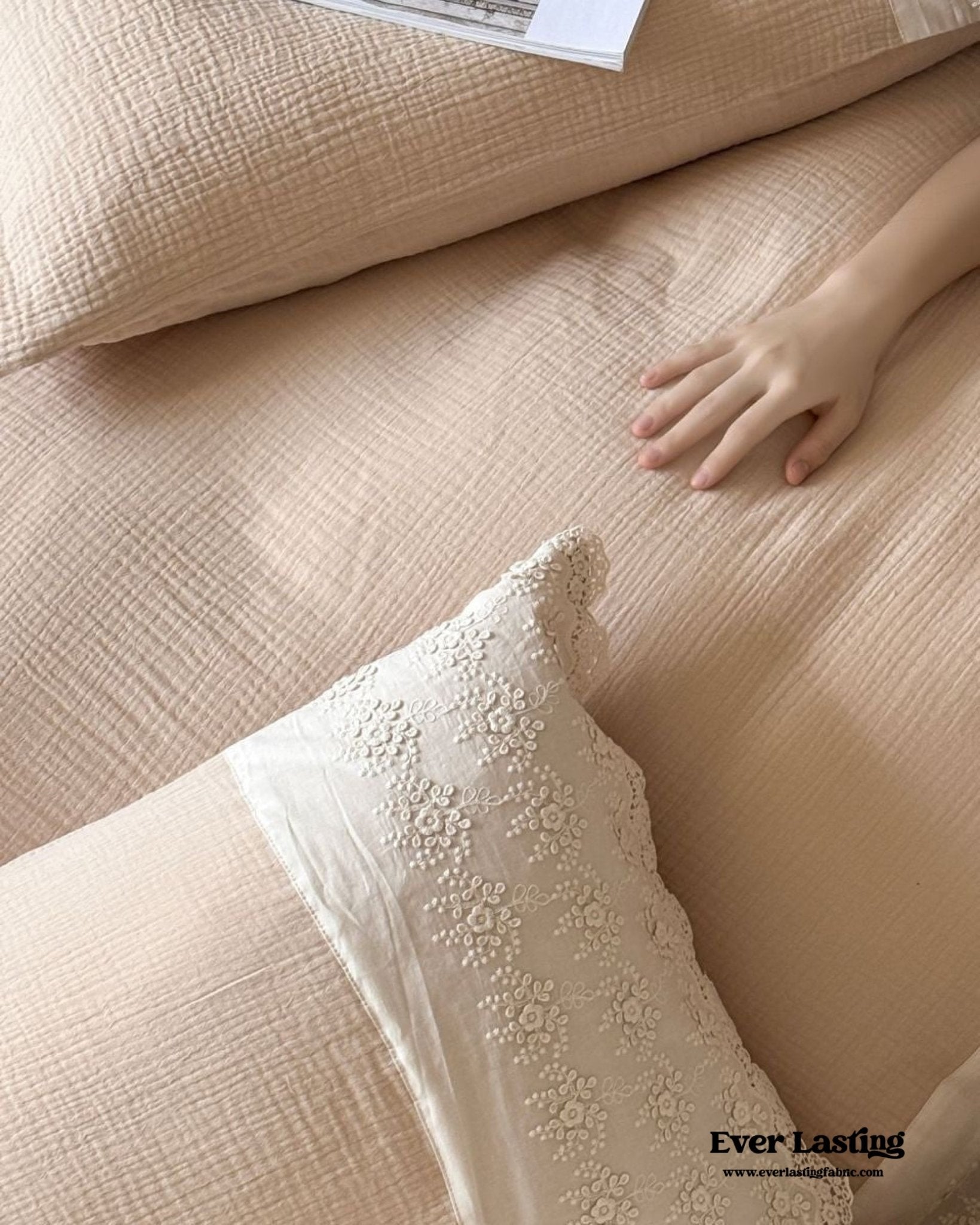 Margaux Lace Double Gauze Bedding Set / Sage Green