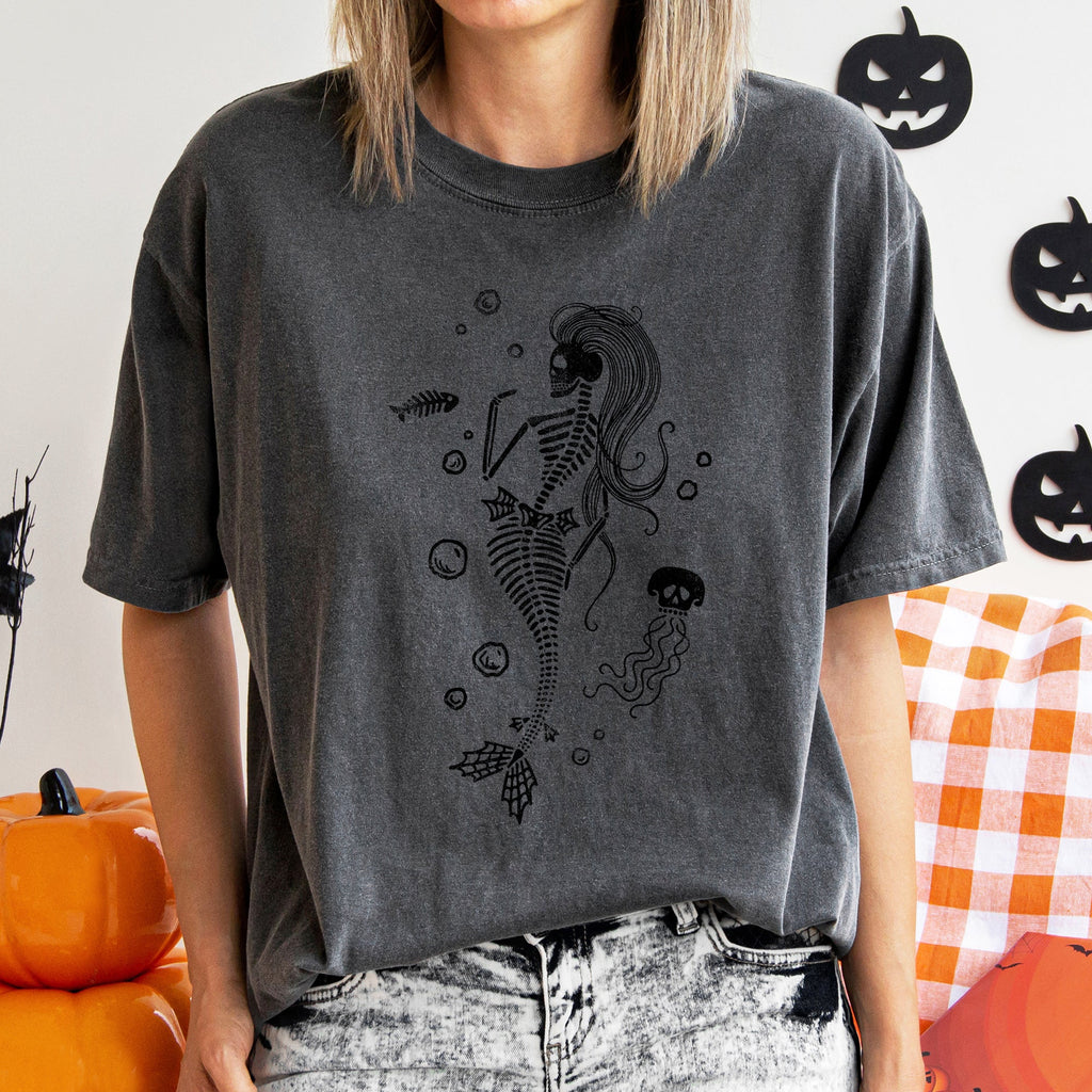 Mermaid Skeleton Jellyfish Retro Halloween Oceanic Nightscape Edition Comfort Colors Tee