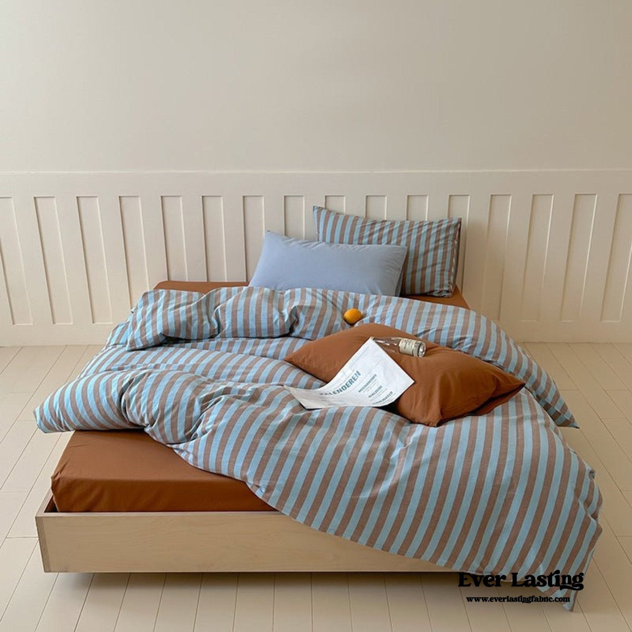 Parker Minimalist Striped Bedding Set / Pink